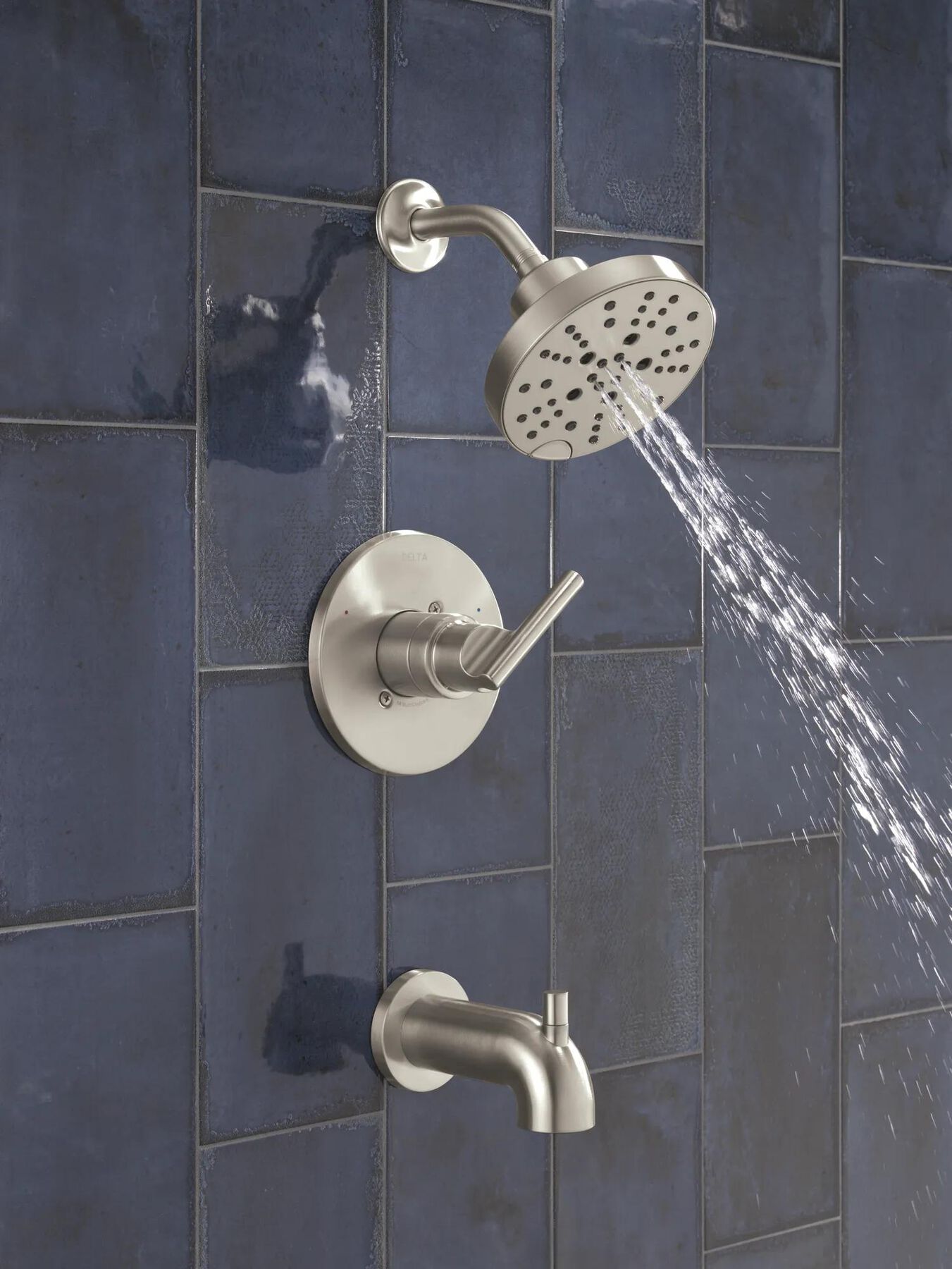 Monitor&reg; 14 Series Tub and Shower