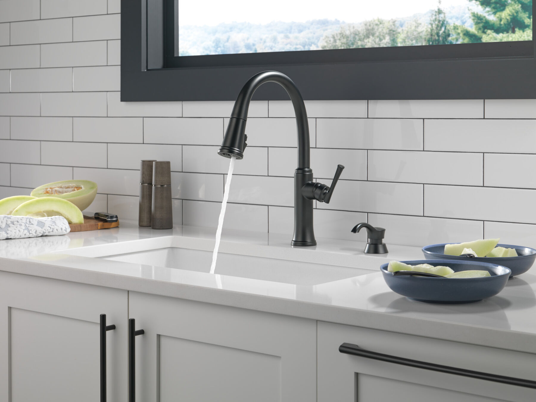 Pull-Down Kitchen Faucet w/Soap Disp (Recertified)