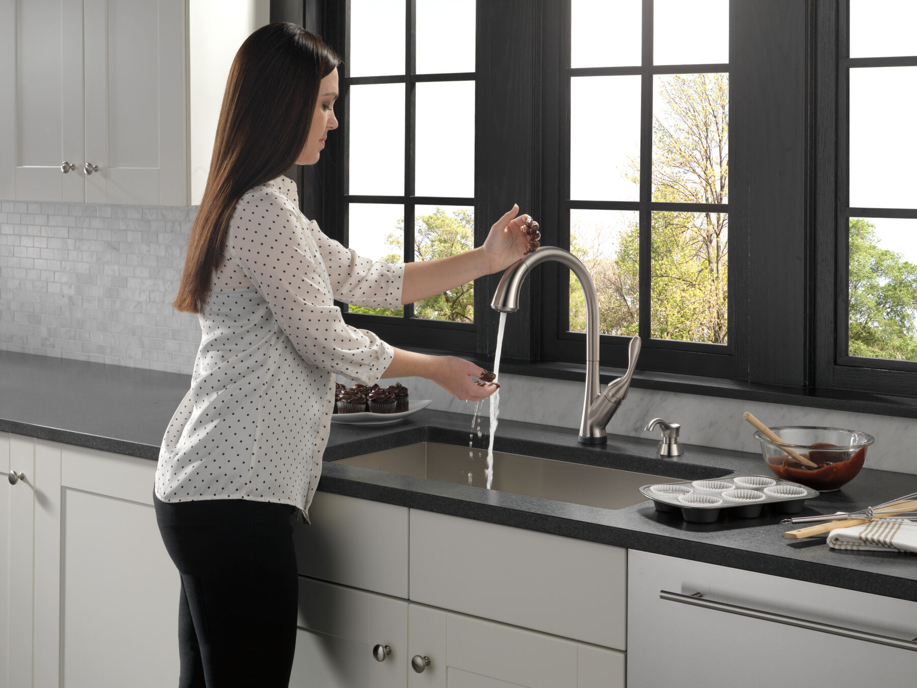 Single Handle Pull-Down Kitchen Faucet with Touch<sub>2</sub>O&reg; Technology and ShieldSpray&reg; Technologies (Recertified)