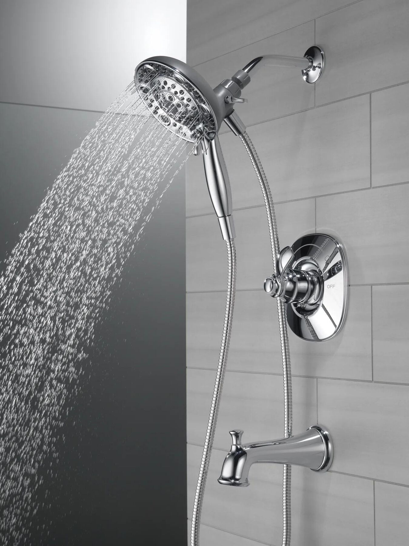 Monitor(R) 14 Series Tub and Shower with In2ition(R) Two-in-One Shower