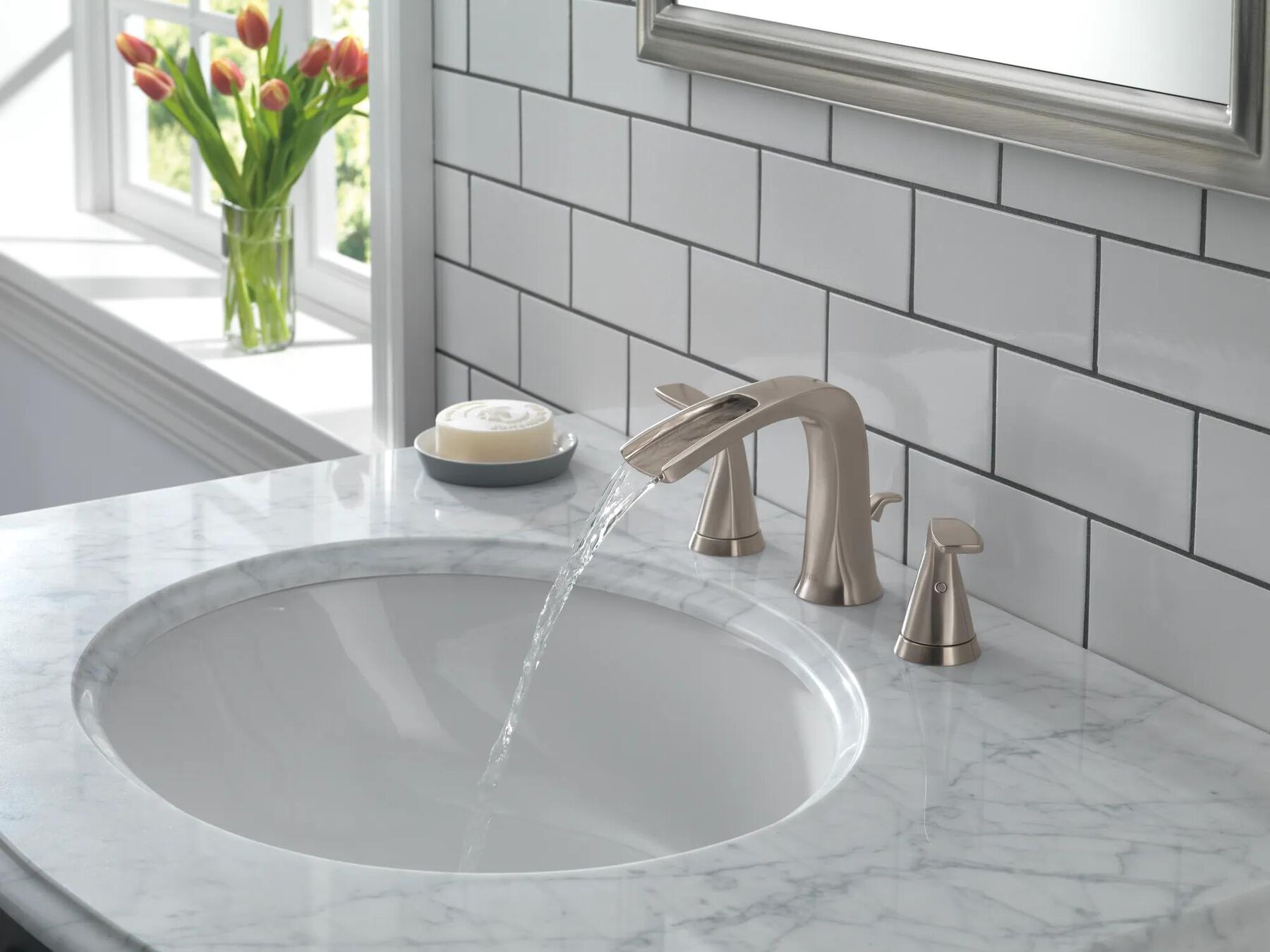 Two Handle Widespread Bathroom Faucet (Recertified)