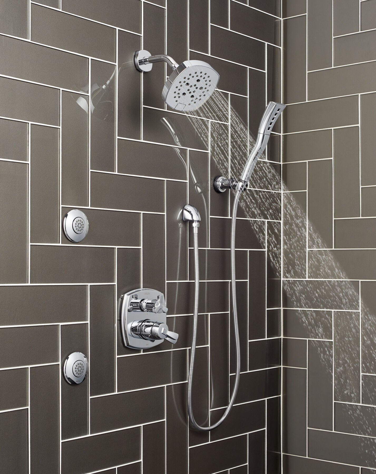 H<sub>2</sub>Okinetic&reg; 5-Setting  Shower Head