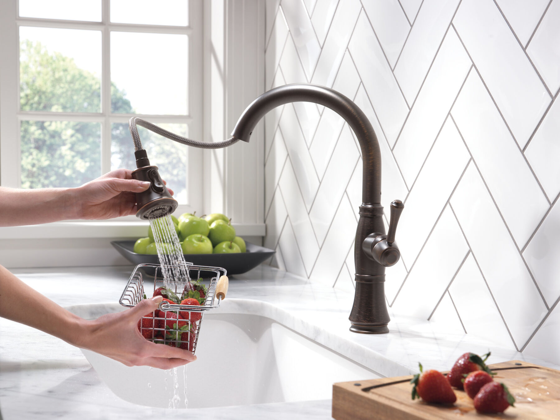 Single Handle Pull-Down Kitchen Faucet with ShieldSpray&reg; Technology (Recertified)