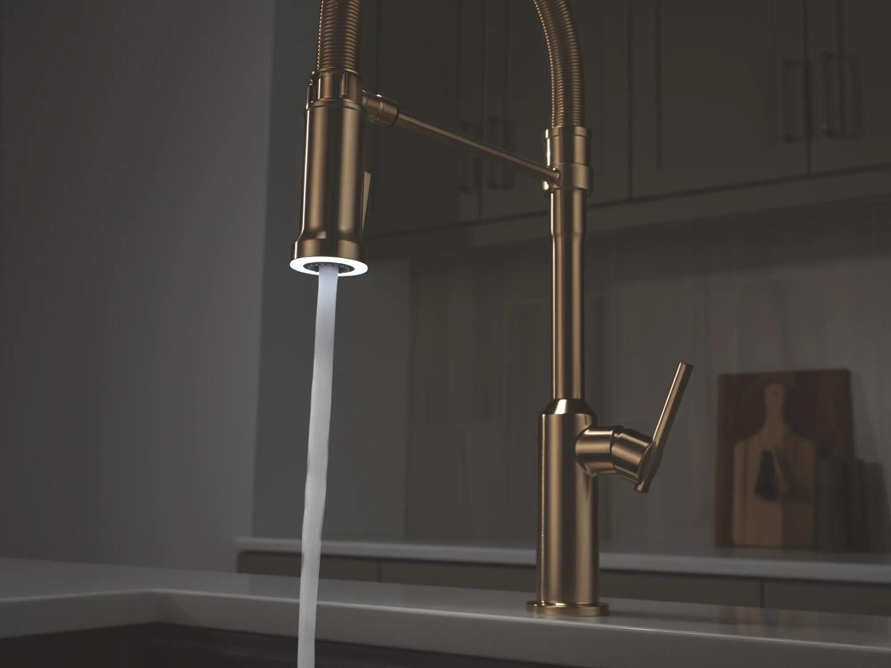 Single Handle Pull-Down Kitchen Faucet With Spring Spout