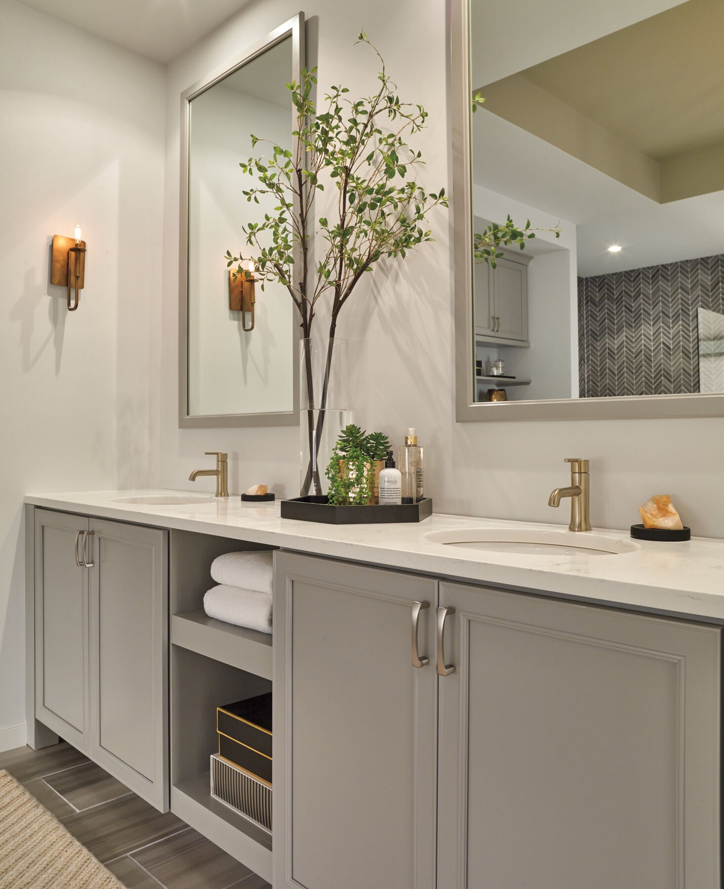 Single Handle Bathroom Faucet