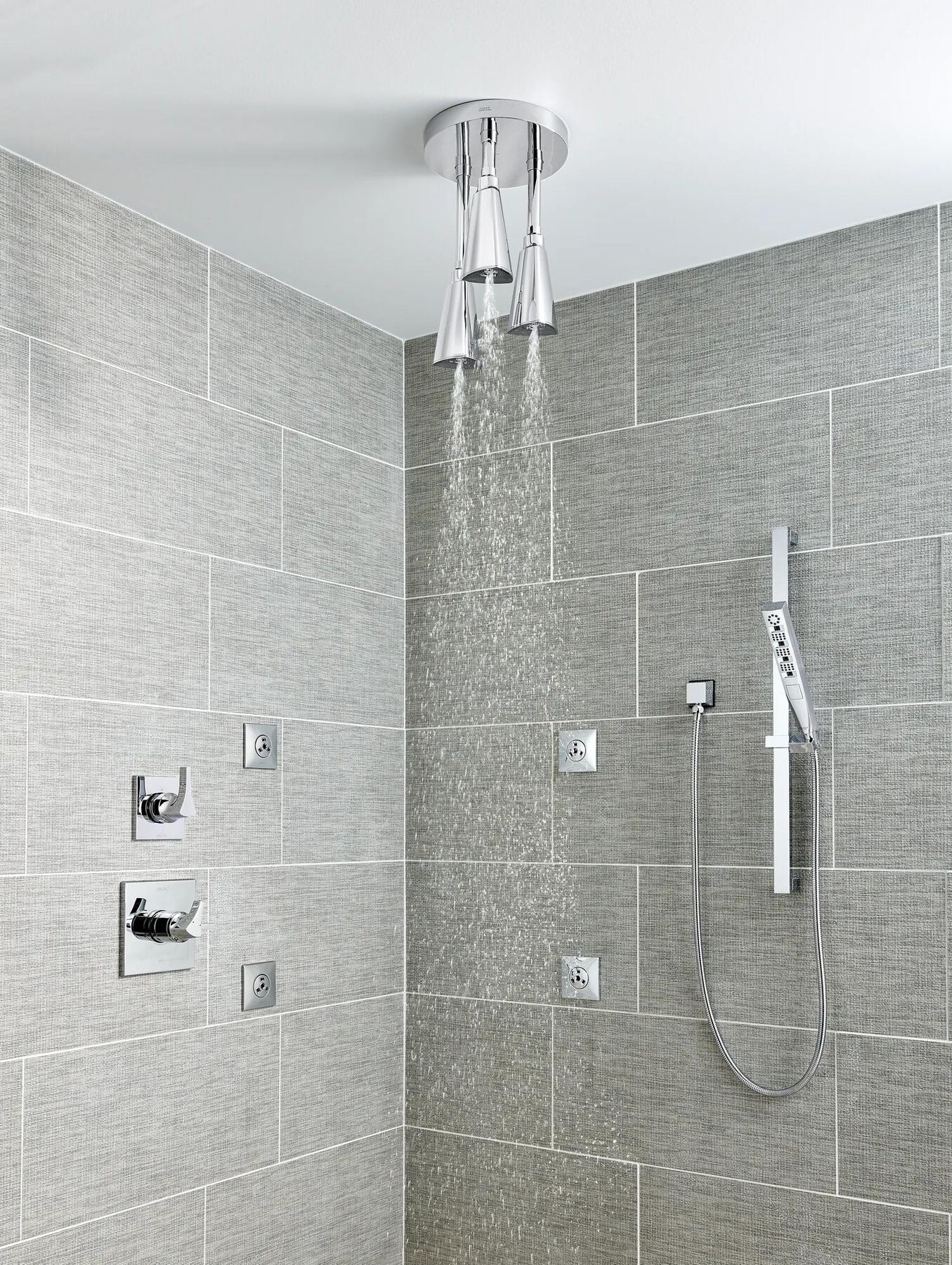 H<sub>2</sub>Okinetic&reg; Pendant Raincan Shower Head