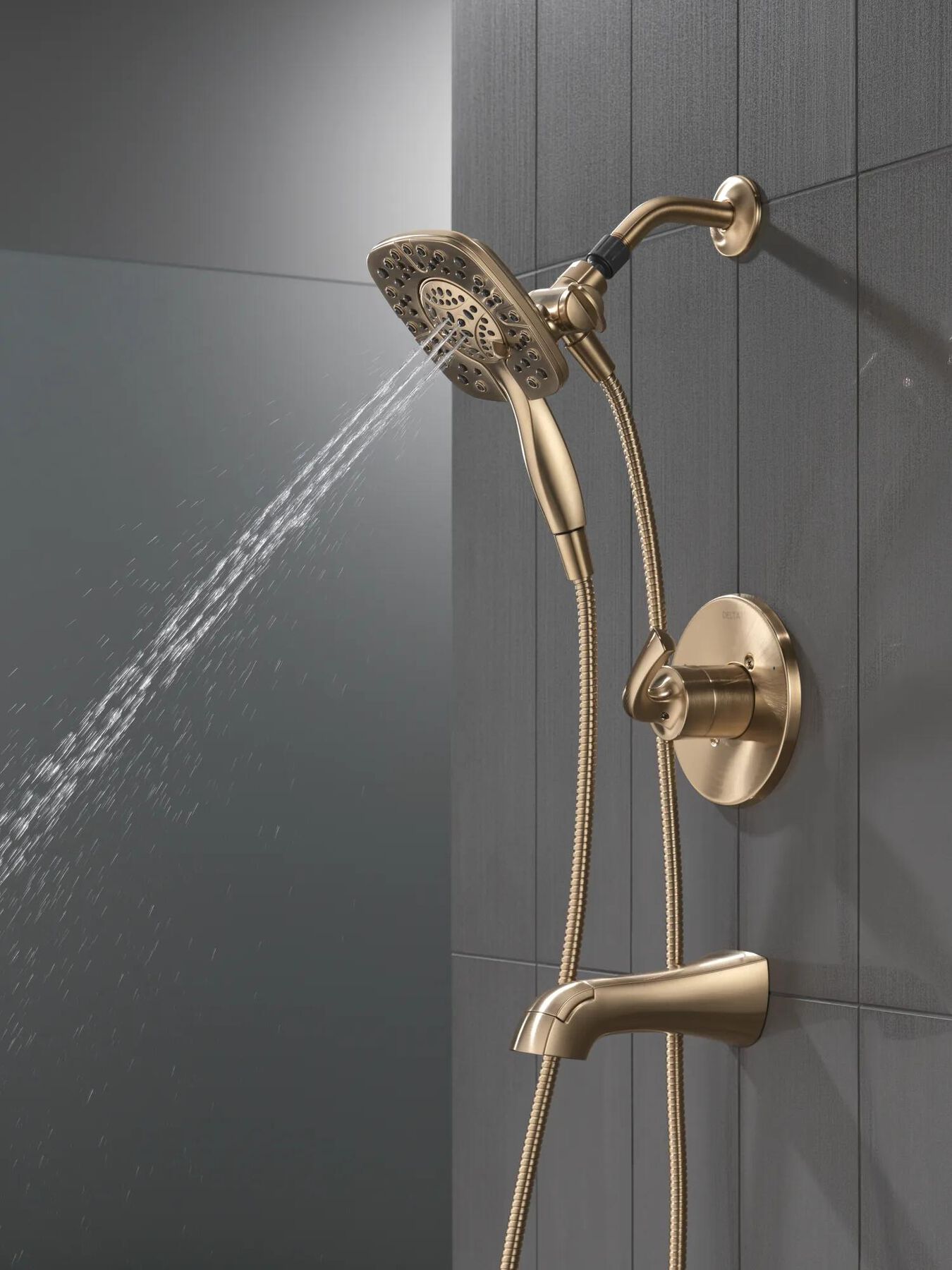 Monitor&reg; 14 Series Tub and Shower (Recertified)