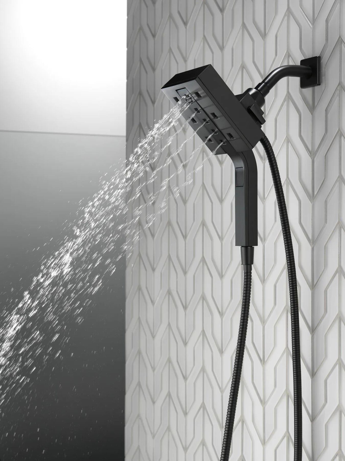 H<sub>2</sub>Okinetic&reg; In2ition&reg; 4-Setting Two-in-One Shower