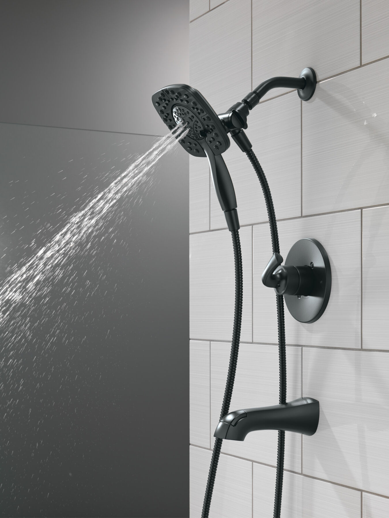 Monitor&reg; 14 Series Tub and Shower