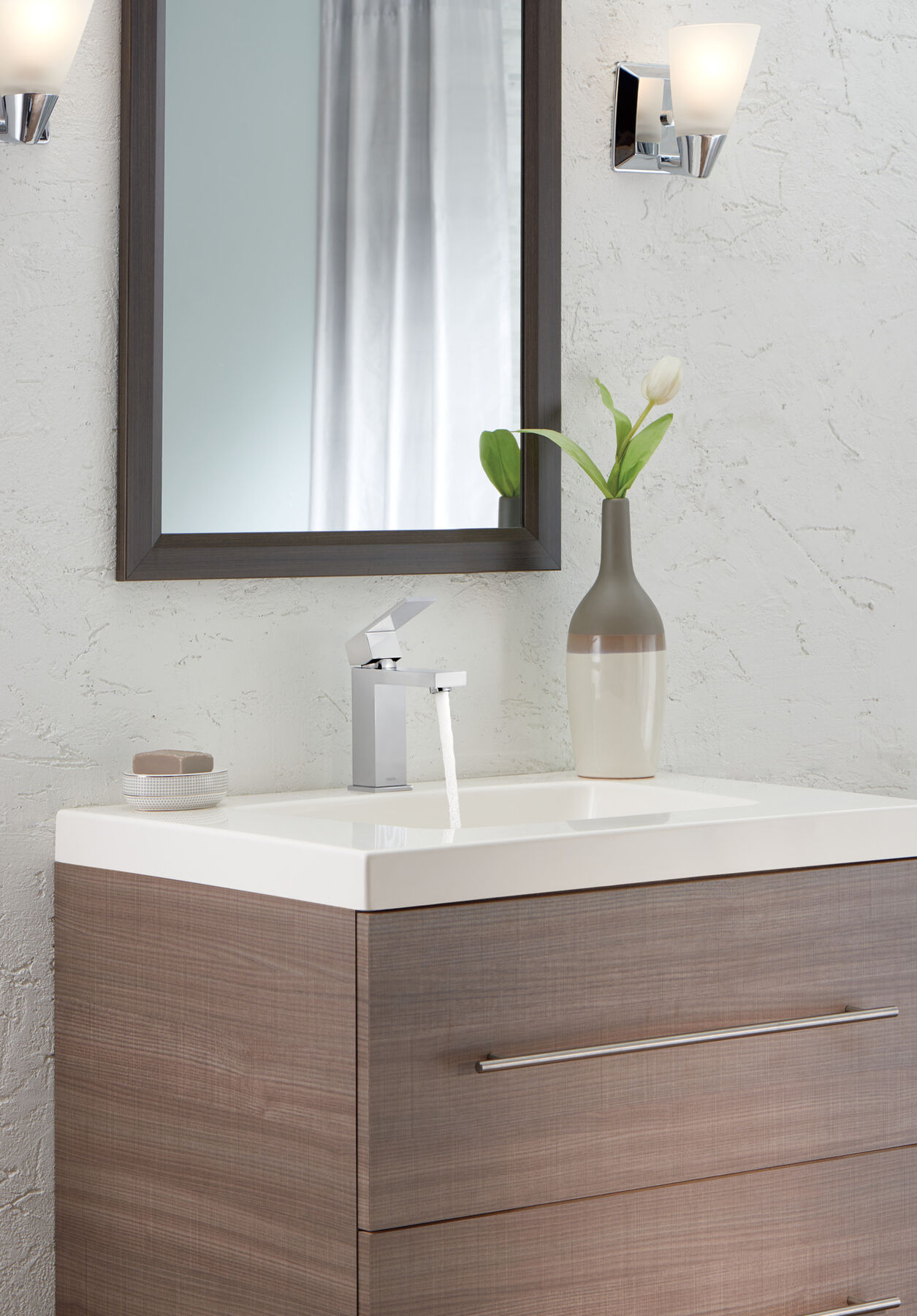 Single Handle Bathroom Faucet (Recertified)