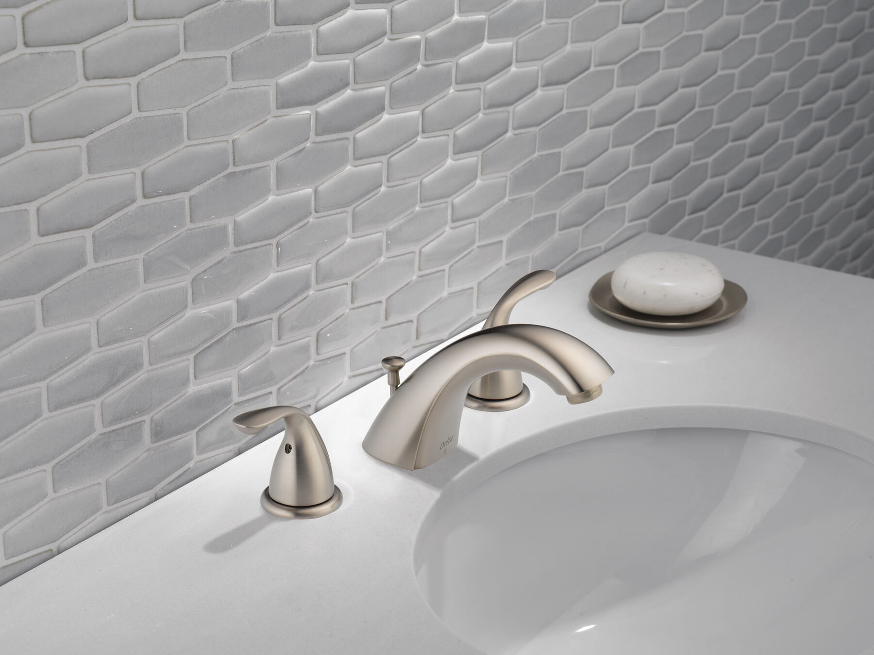 Two Handle Widespread Bathroom Faucet
