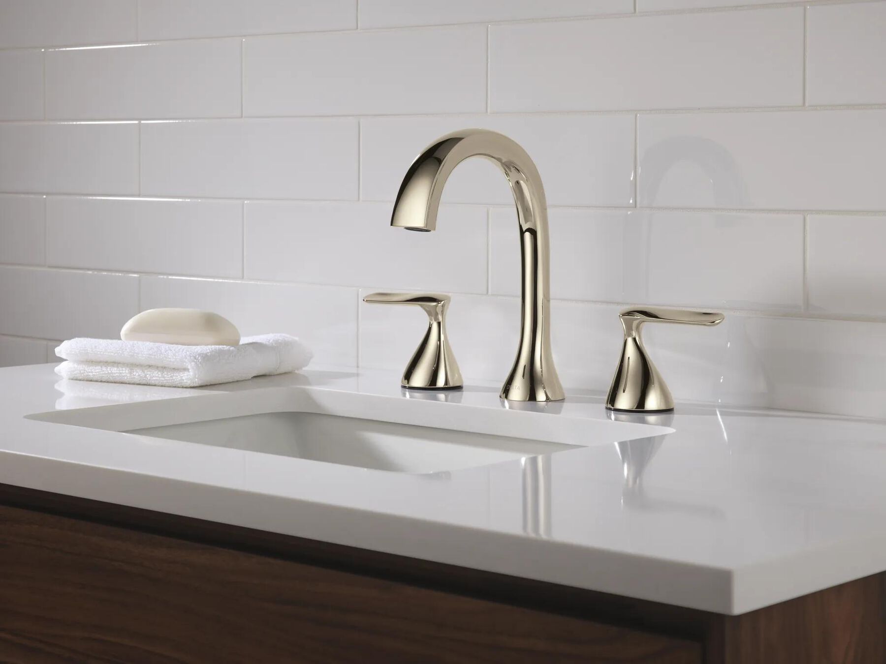 Two Handle Widespread Bathroom Faucet