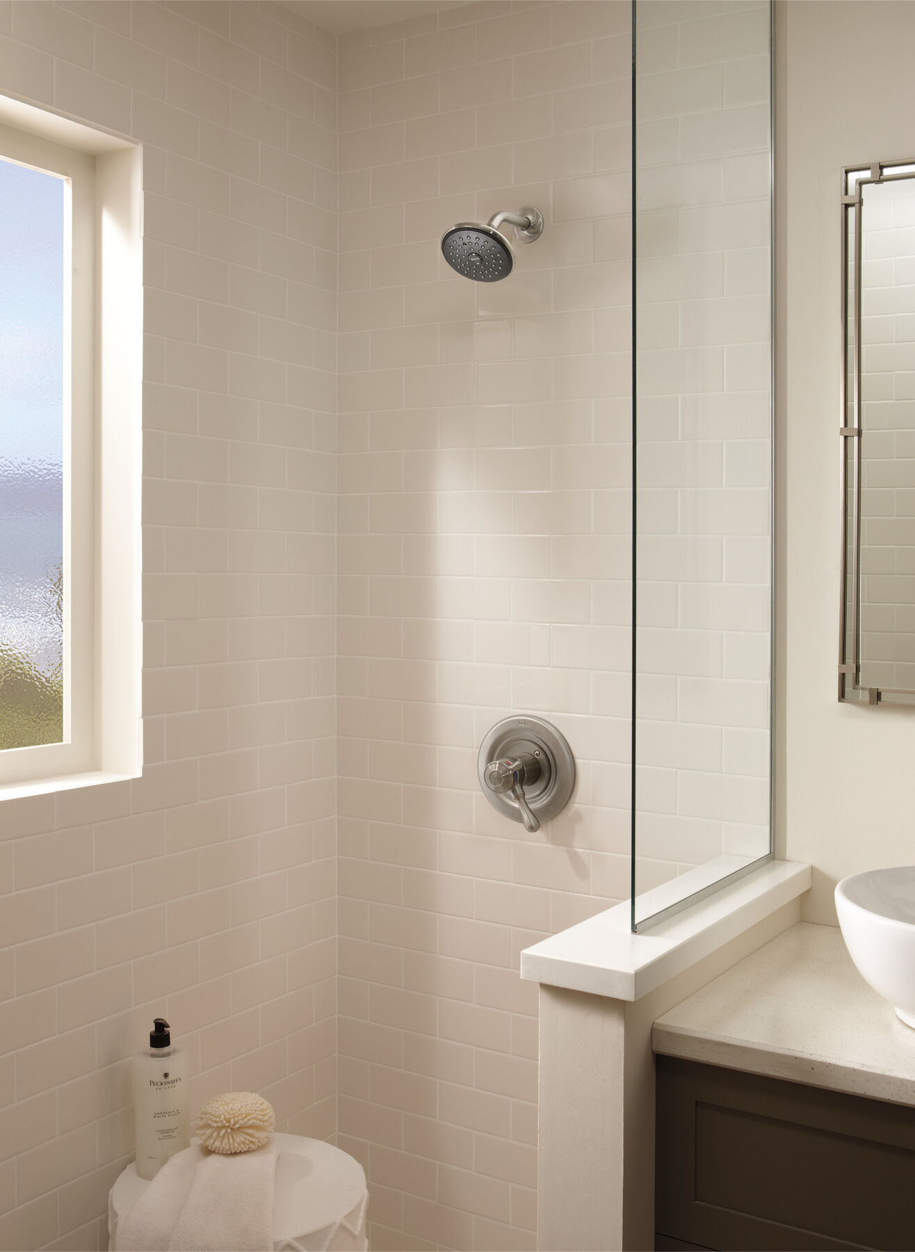 Monitor&reg; 17 Series Shower Trim