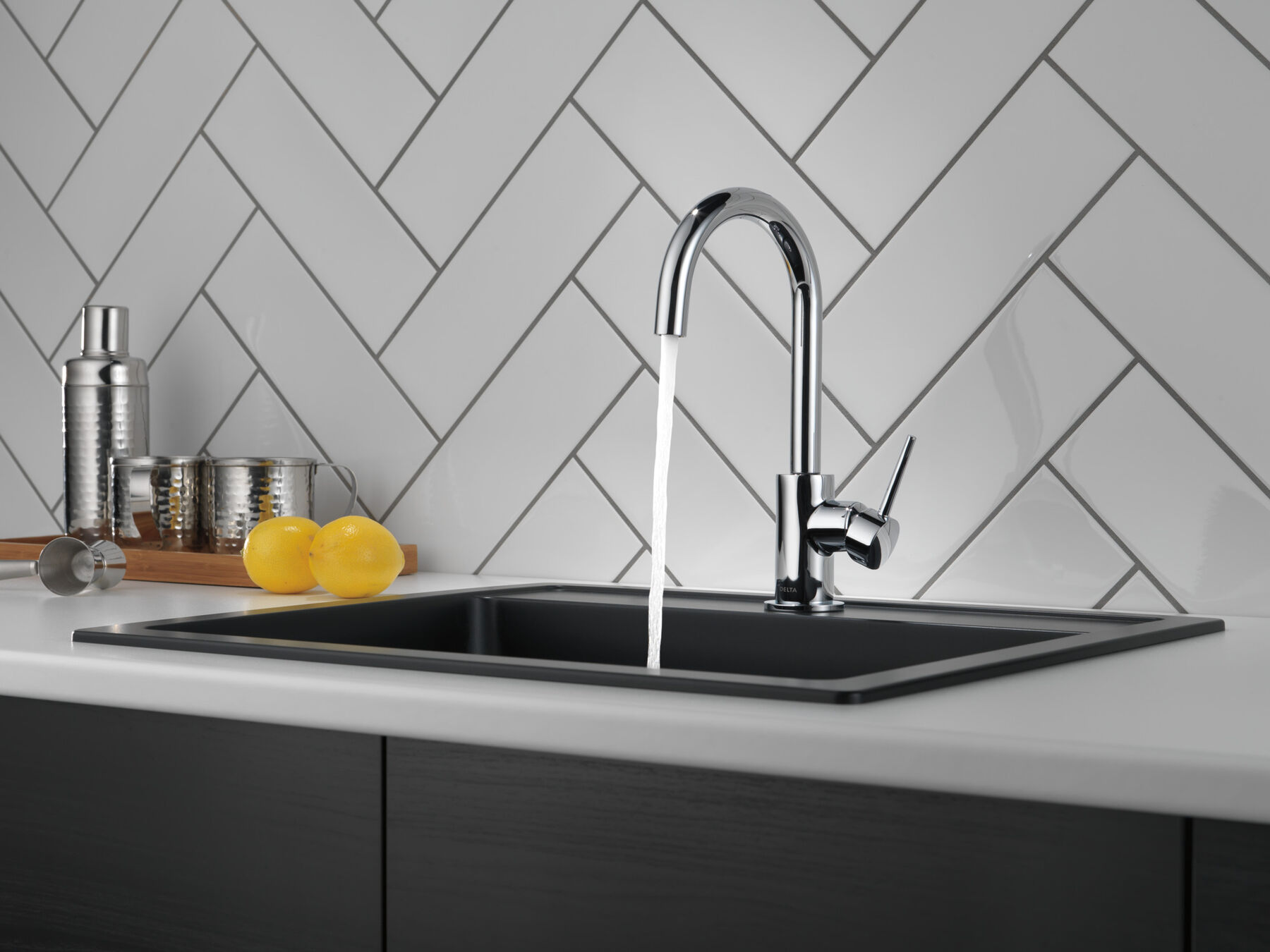 True Bar Limited Swivel (Recertified)