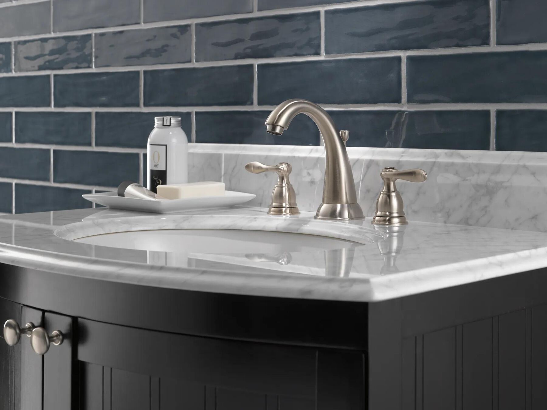 Two Handle Widespread Bathroom Faucet