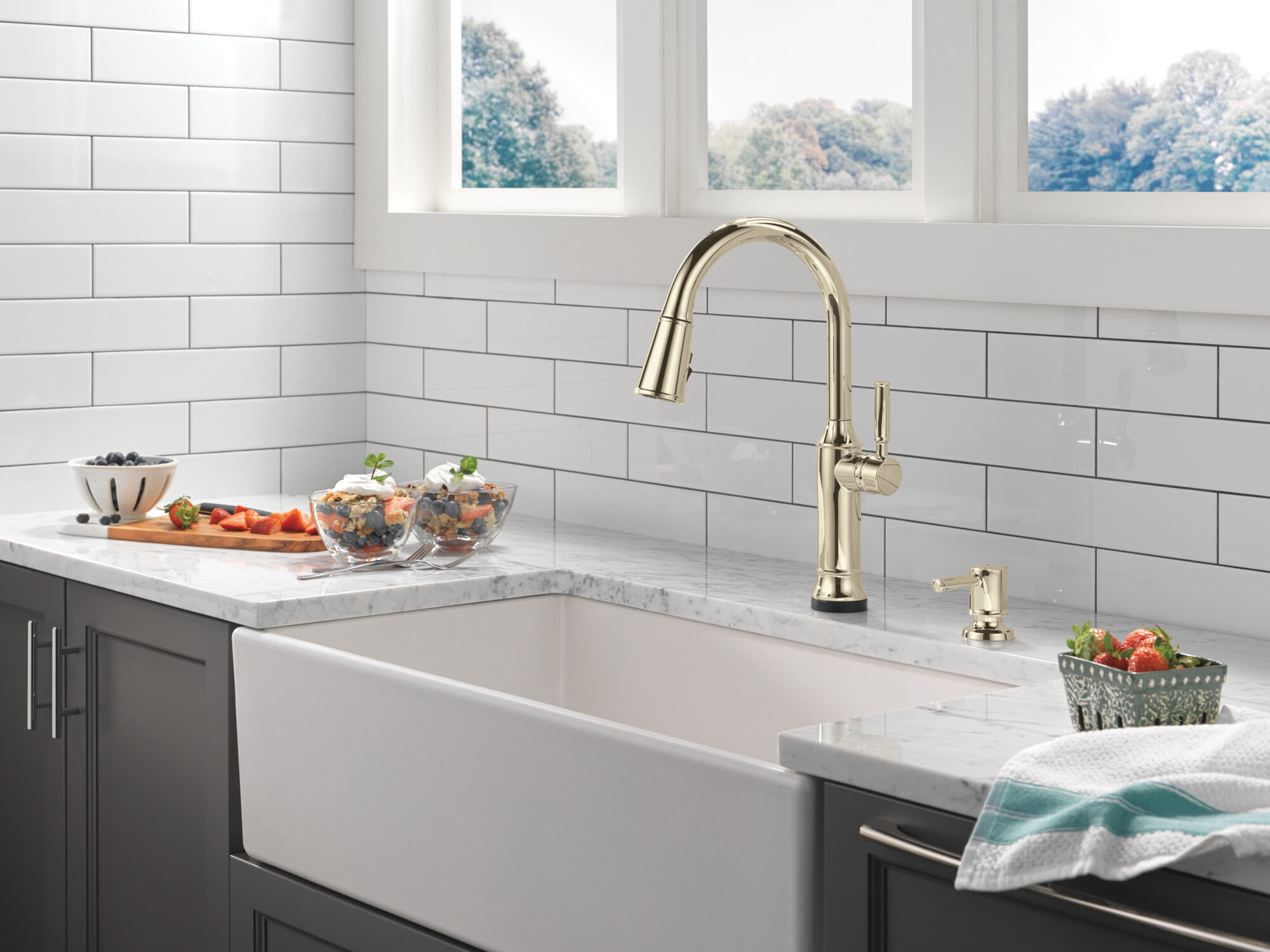 Metal Soap Dispenser in Lumicoat® Polished Nickel RP103432PNPR