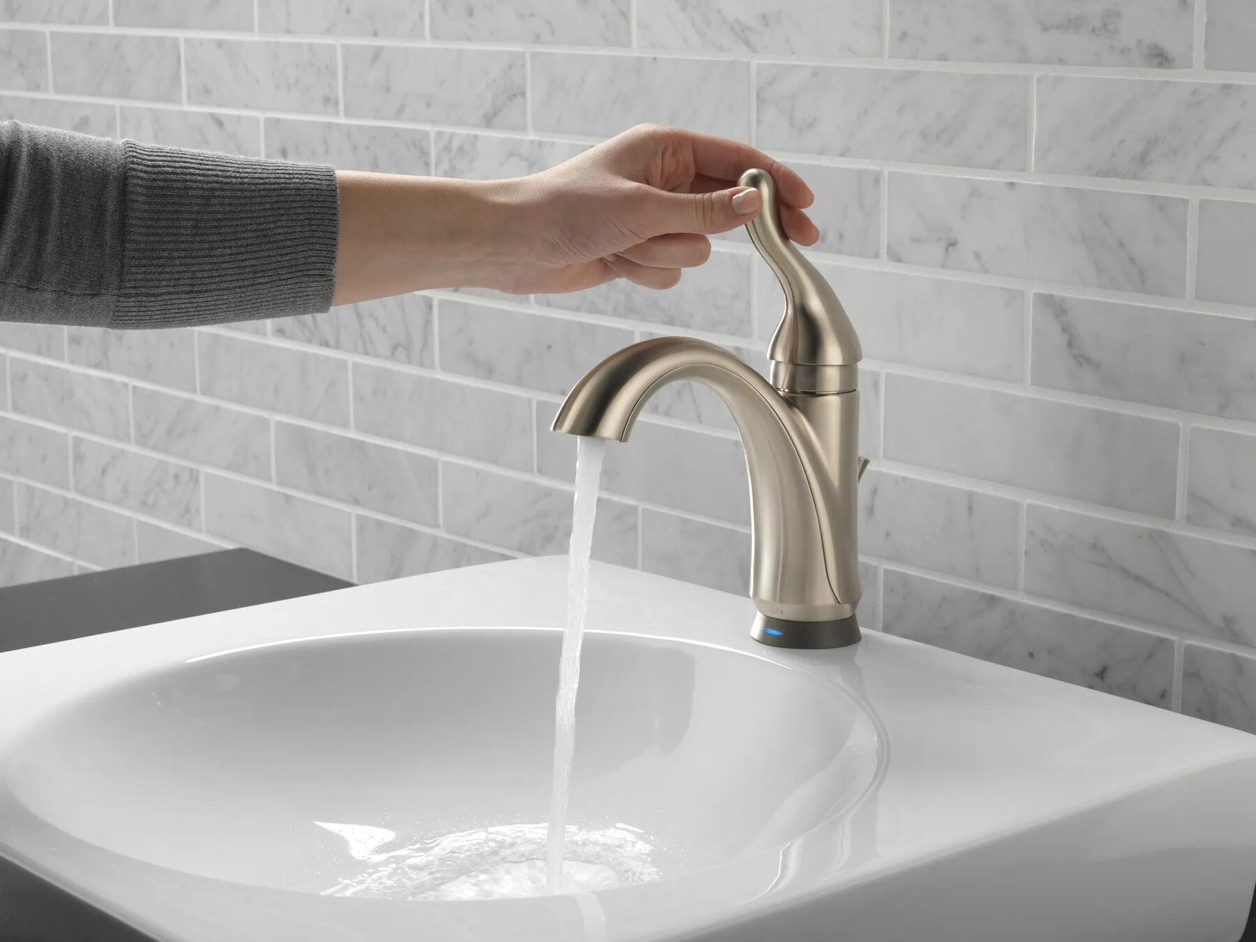 Single Handle Bathroom Faucet with Touch<sub>2</sub>O&reg; Technology