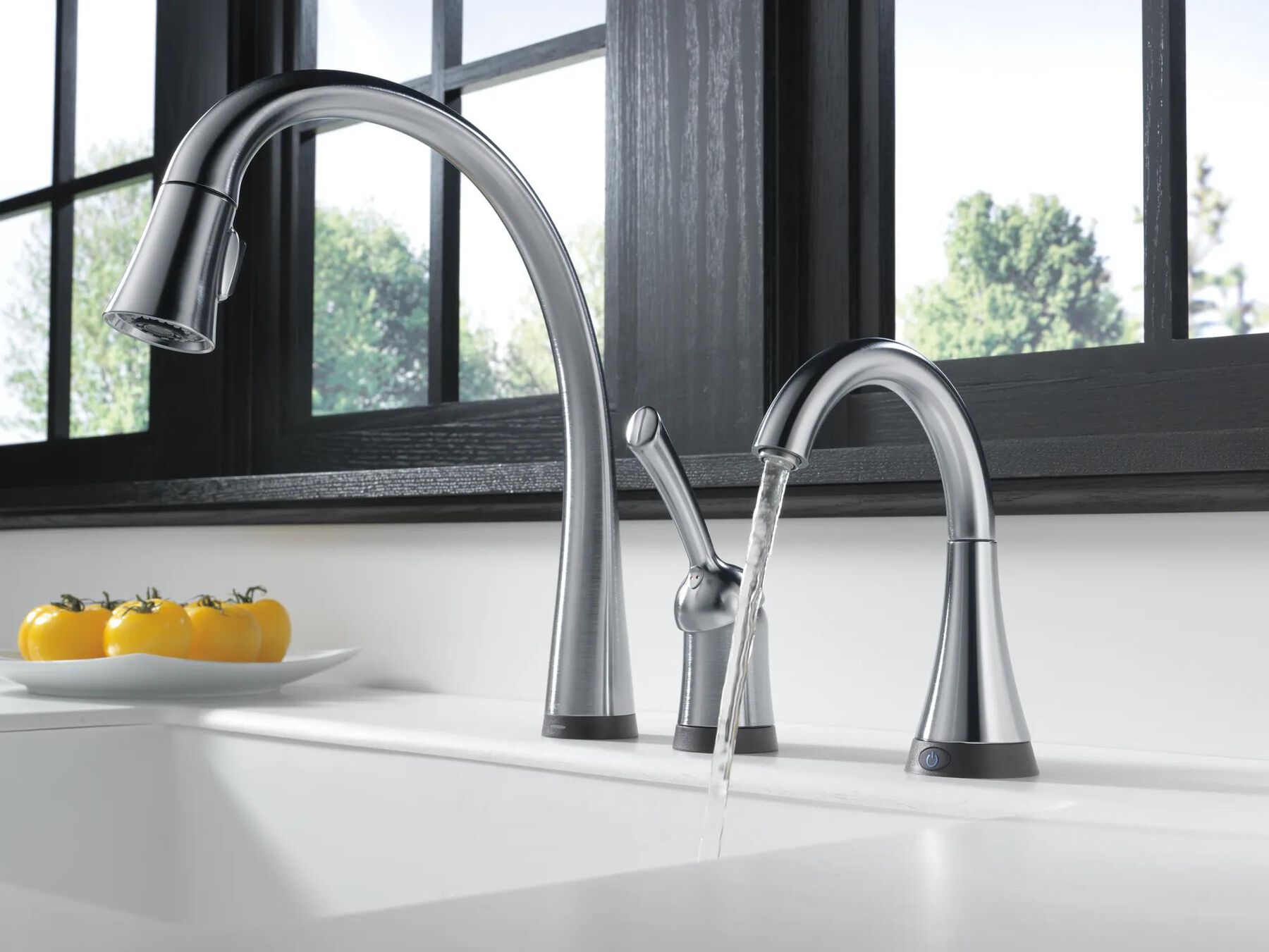 Transitional Beverage Faucet with Touch<sub>2</sub>O&reg; Technology