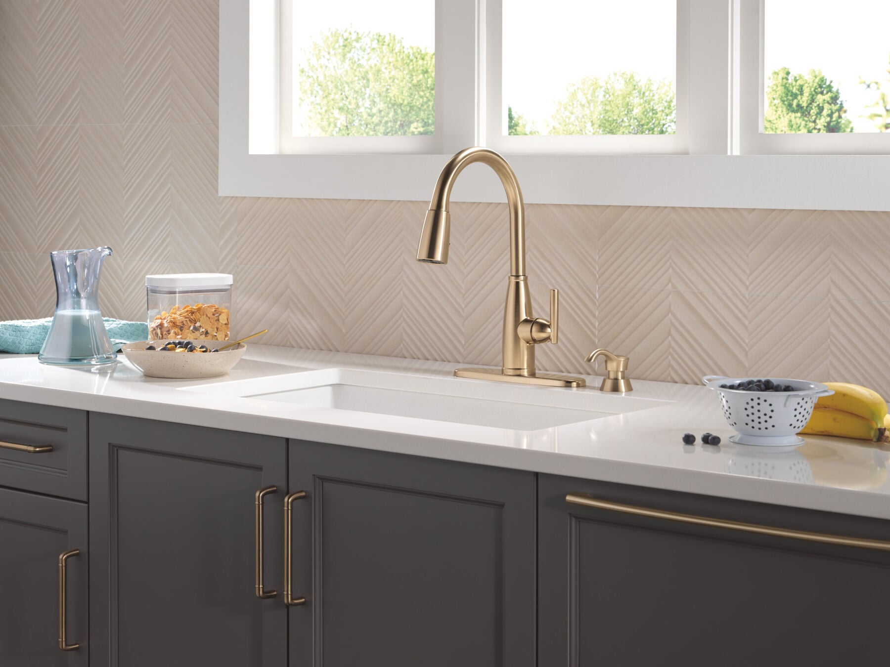 Single Handle Pull-Down Kitchen Faucet with Soap Dispenser and ShieldSpray&reg; Technology