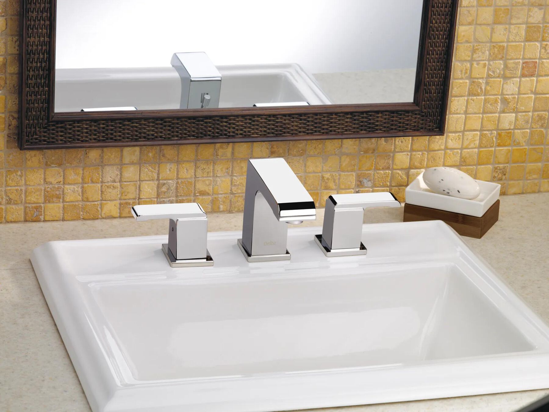 Two Handle Widespread Bathroom Faucet
