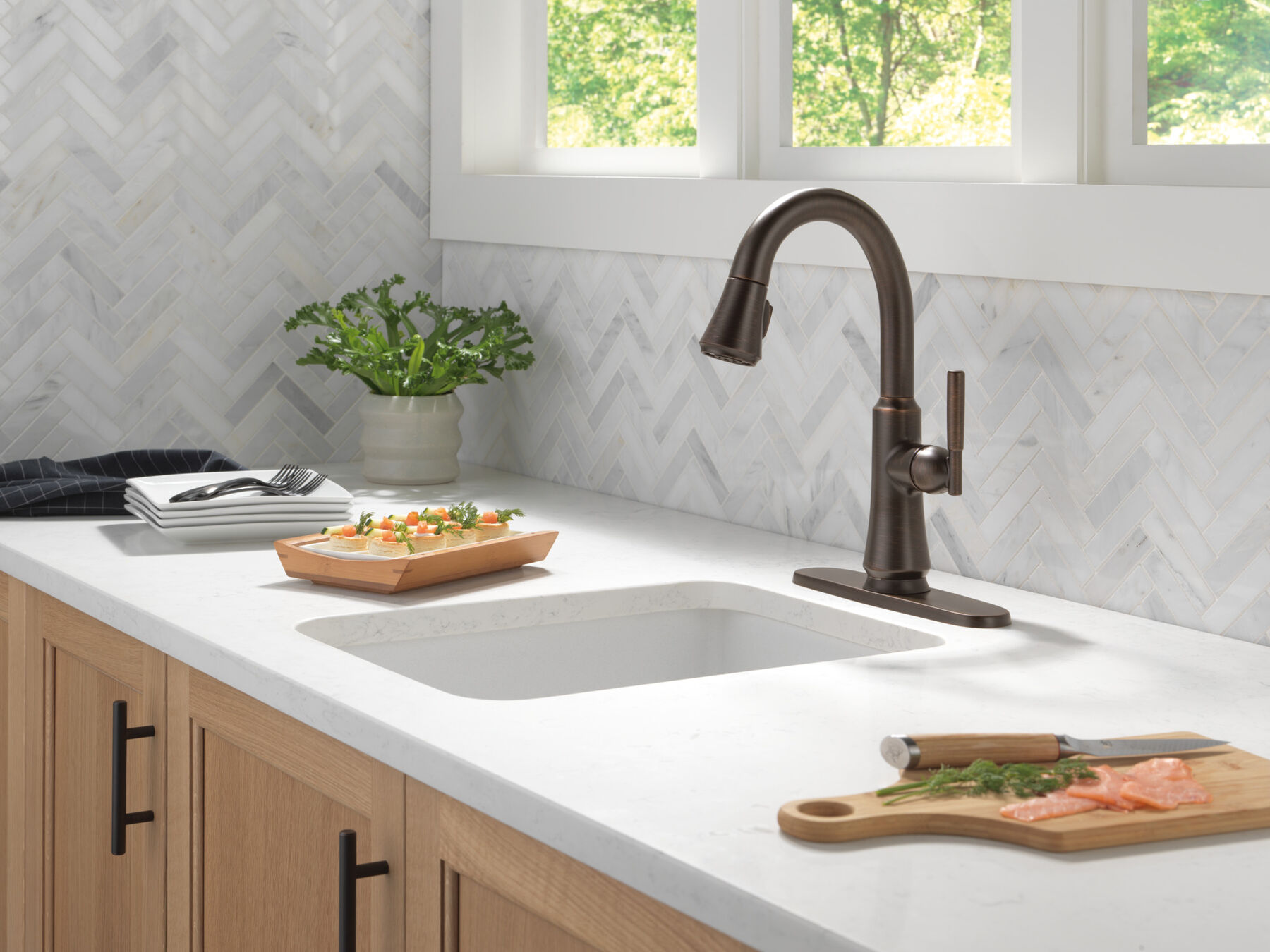 Touch2O&reg; Bar / Prep Faucet with Touchless Technology