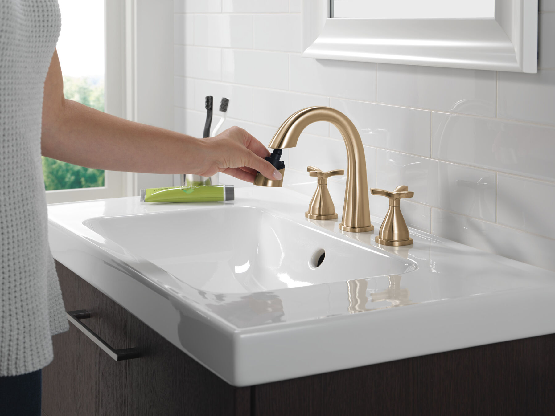 Two Handle Widespreadh Pull Down Bathroo (Recertified)