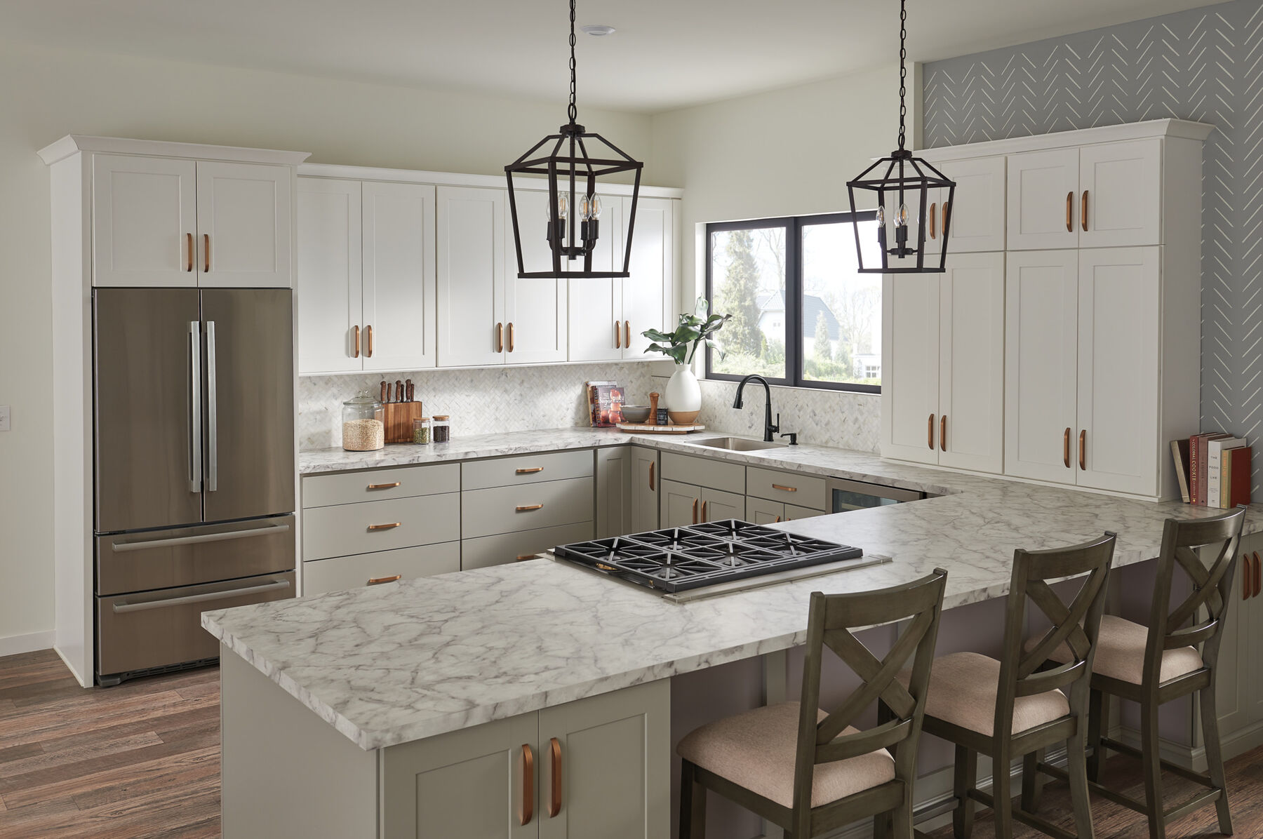 Single Handle Pull-Down Kitchen Faucet