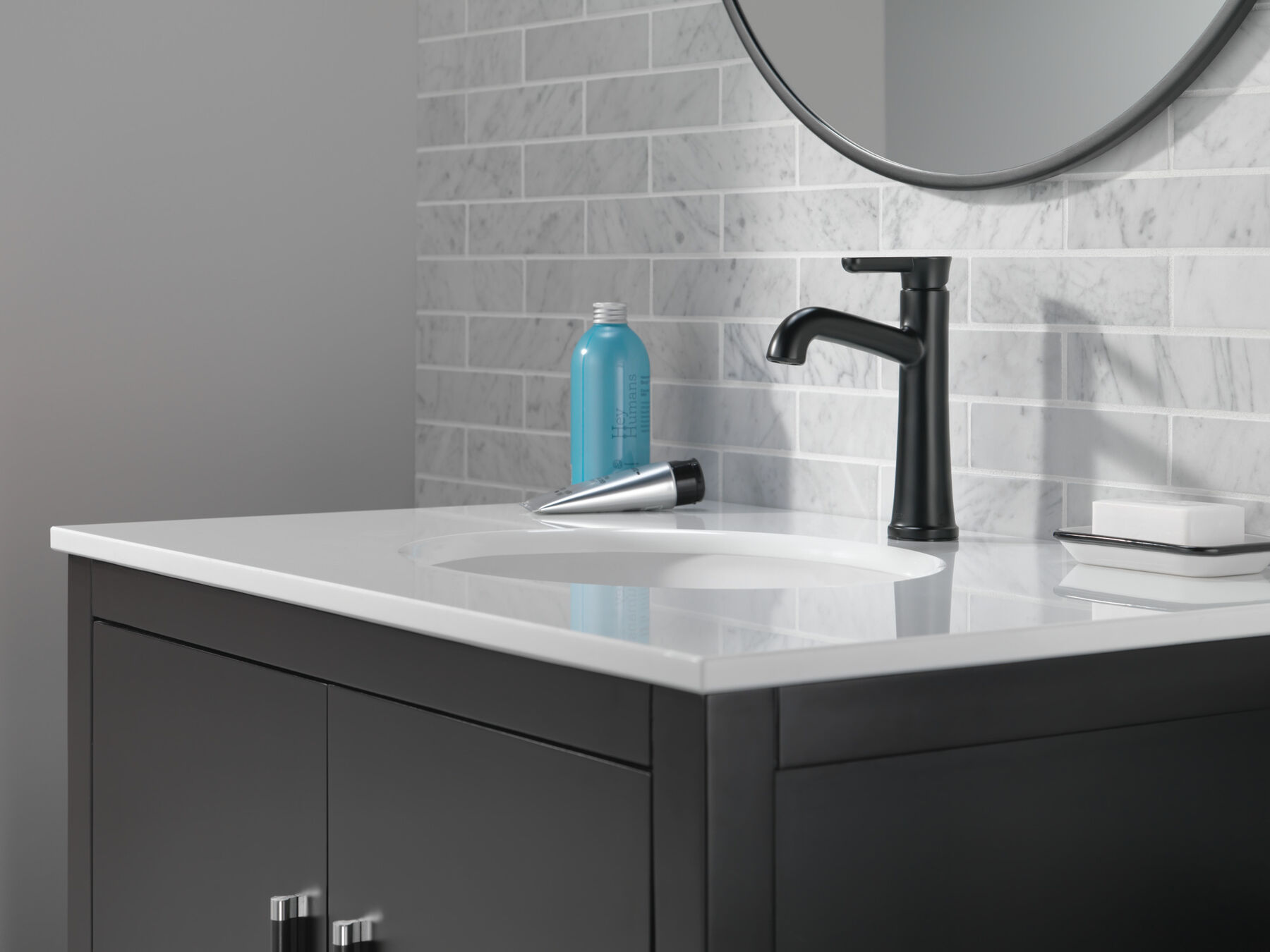 Single Handle Centerset Bathroom Faucet