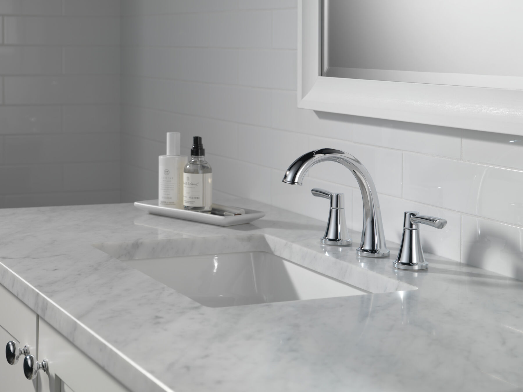 Two Handle Widespread Bathroom Faucet