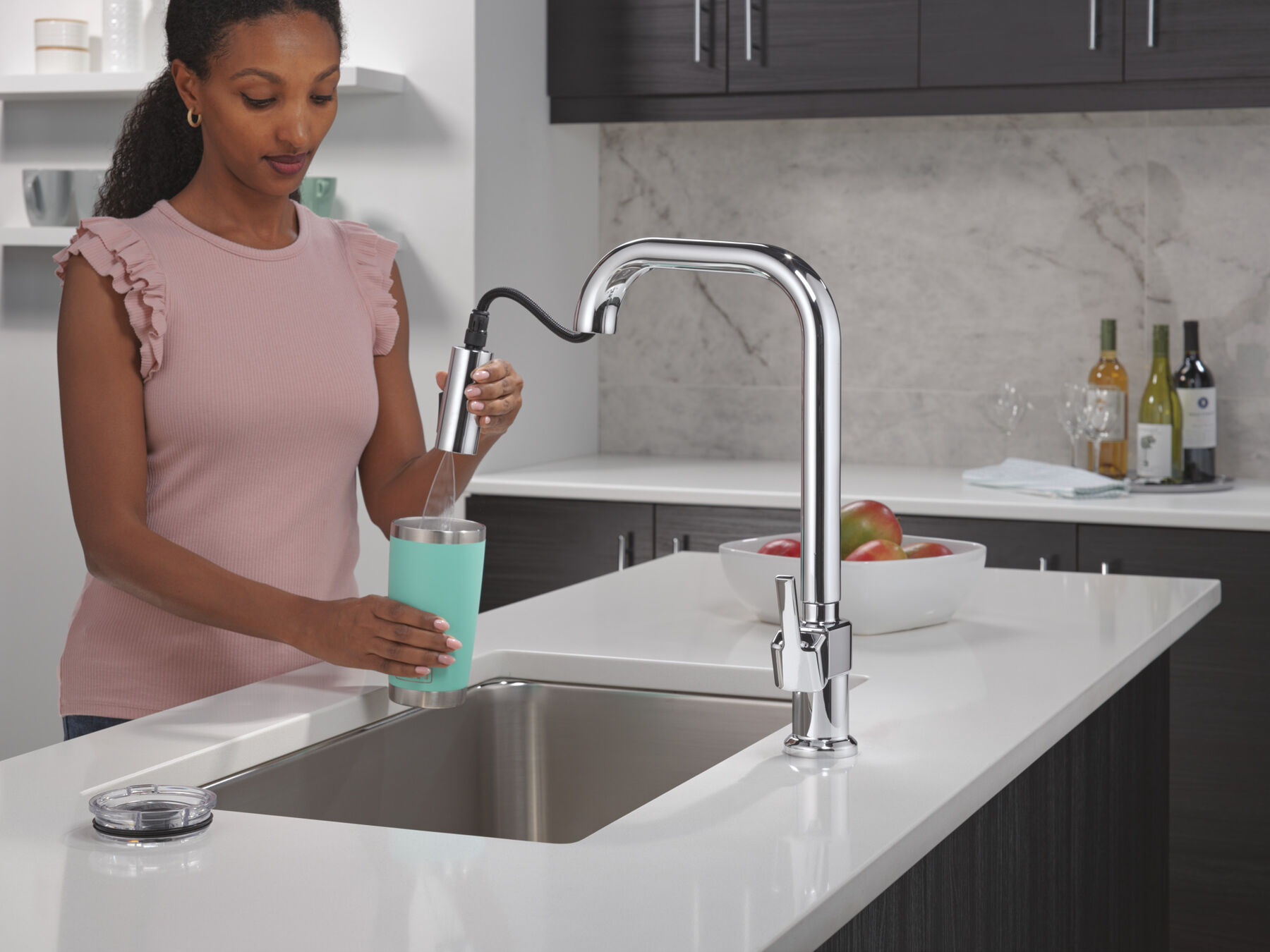 Single Handle Pull-Down Kitchen Faucet