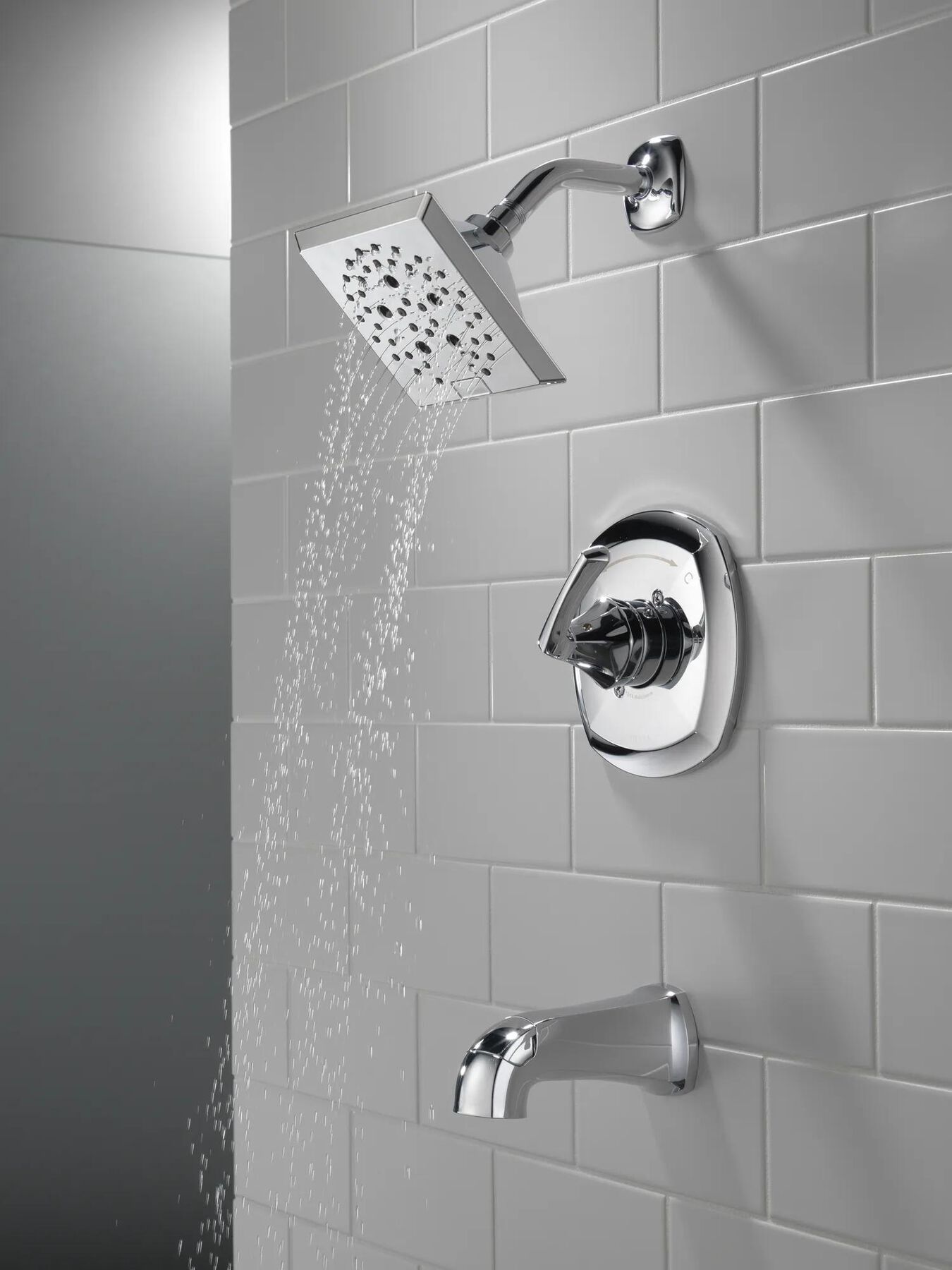 Monitor(R) 14 Series Tub and Shower