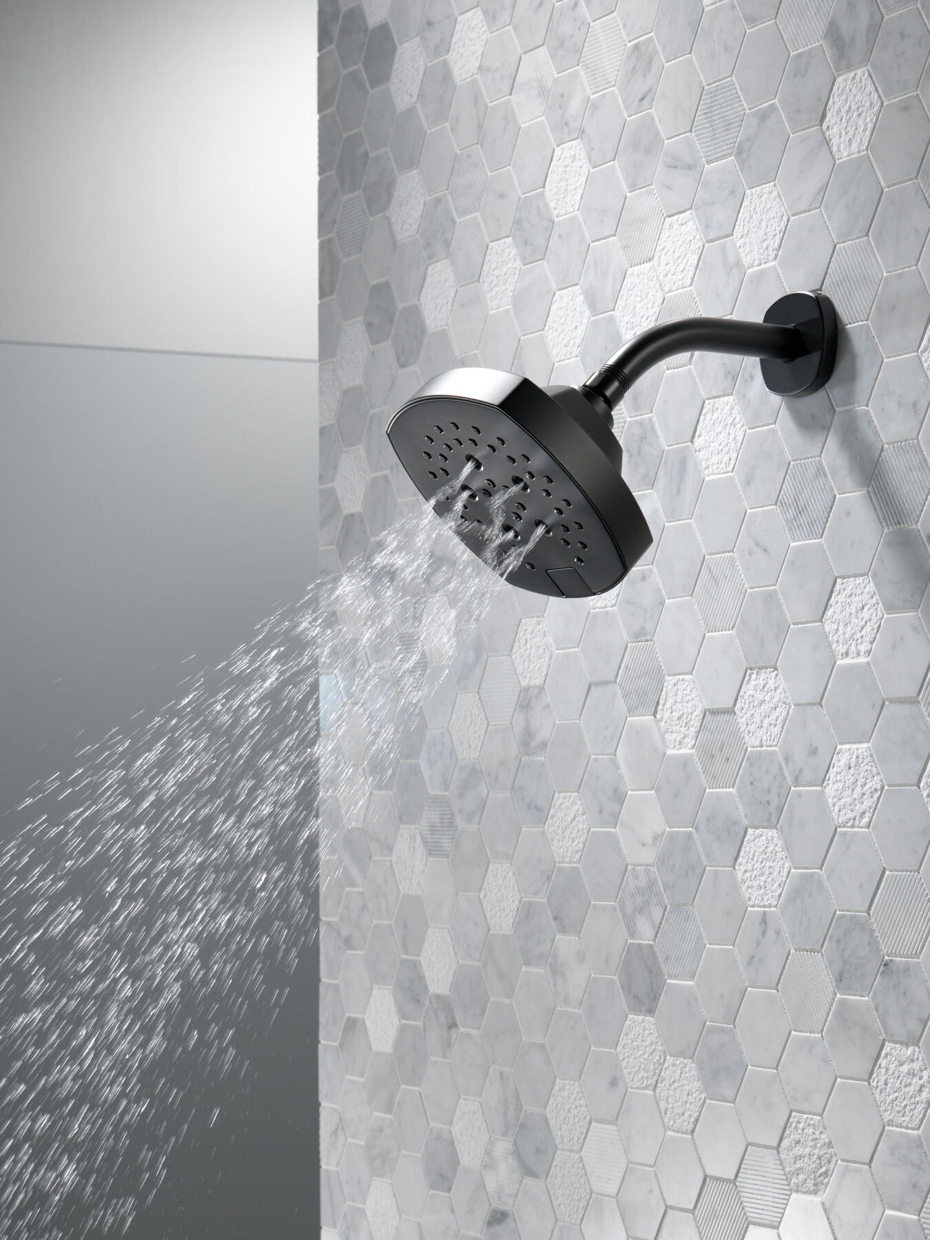 H<sub>2</sub>Okinetic&reg; 5-Setting  Shower Head