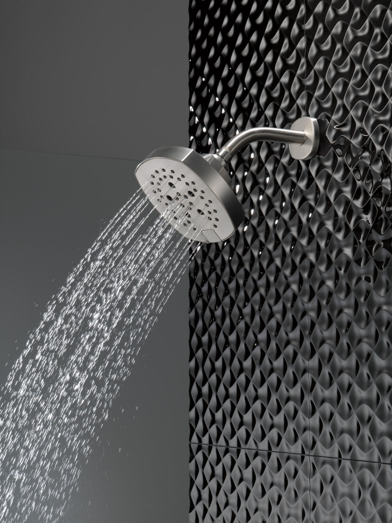 H<sub>2</sub>Okinetic&reg; 5-Setting  Shower Head