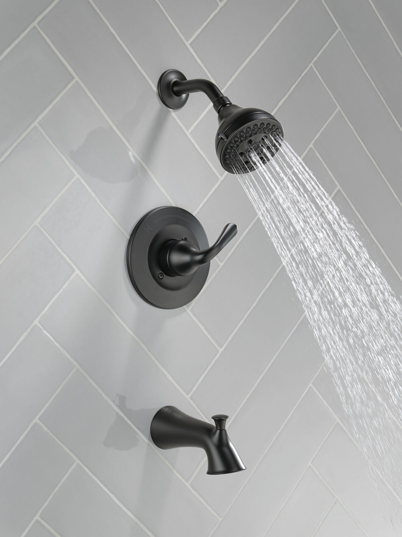 Monitor&reg; 14 Series Tub and Shower (Recertified)