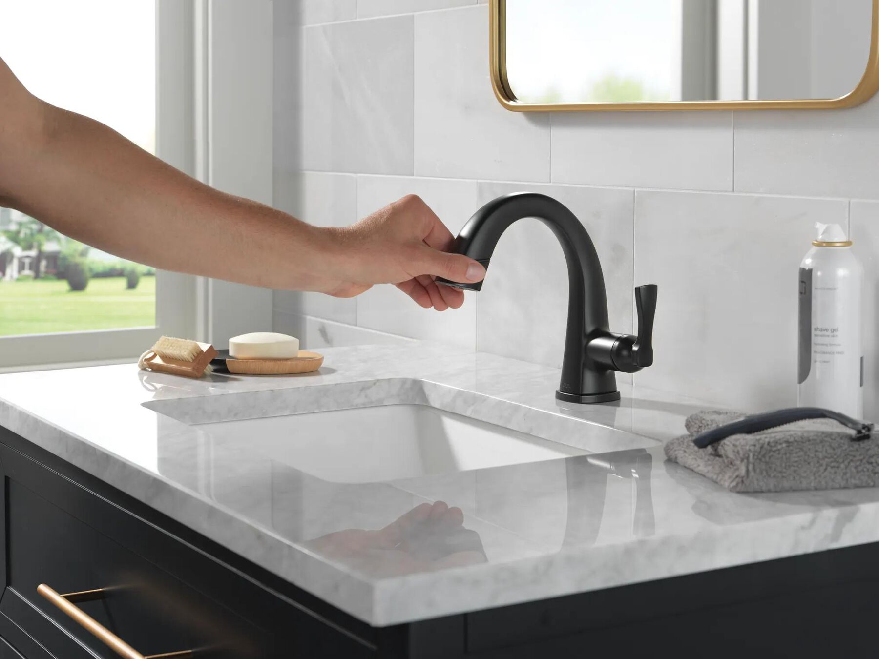 Single Handle Pull Down Bathroom Faucet