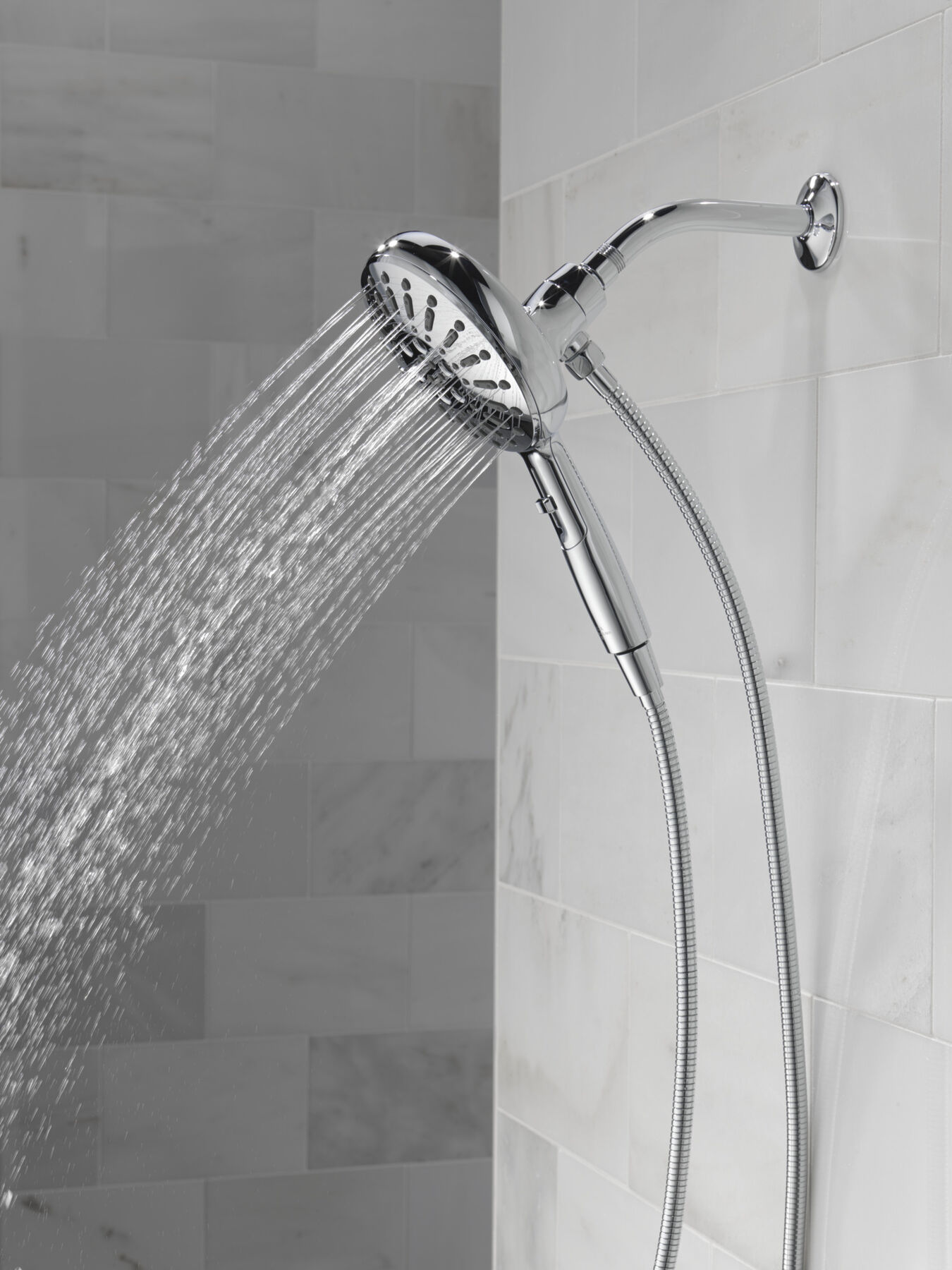7s SureDock Magnetic Handshower 1.75 GPM (Recertified)