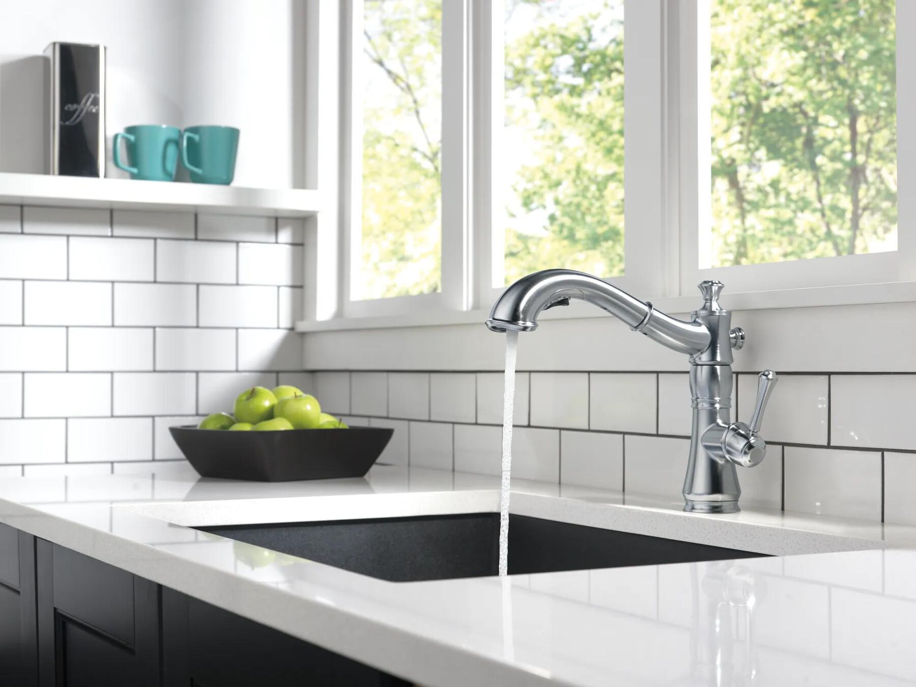 Single Handle Pull-Out Kitchen Faucet