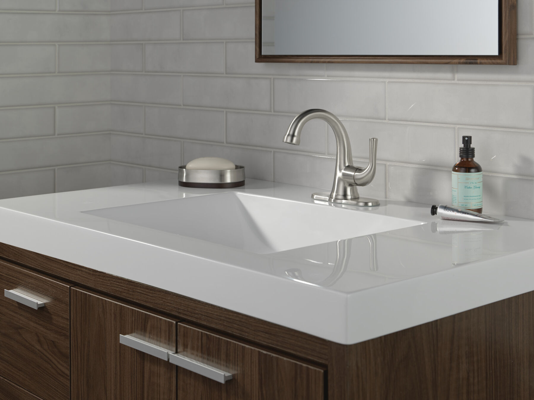 Single Handle Bathroom Faucet