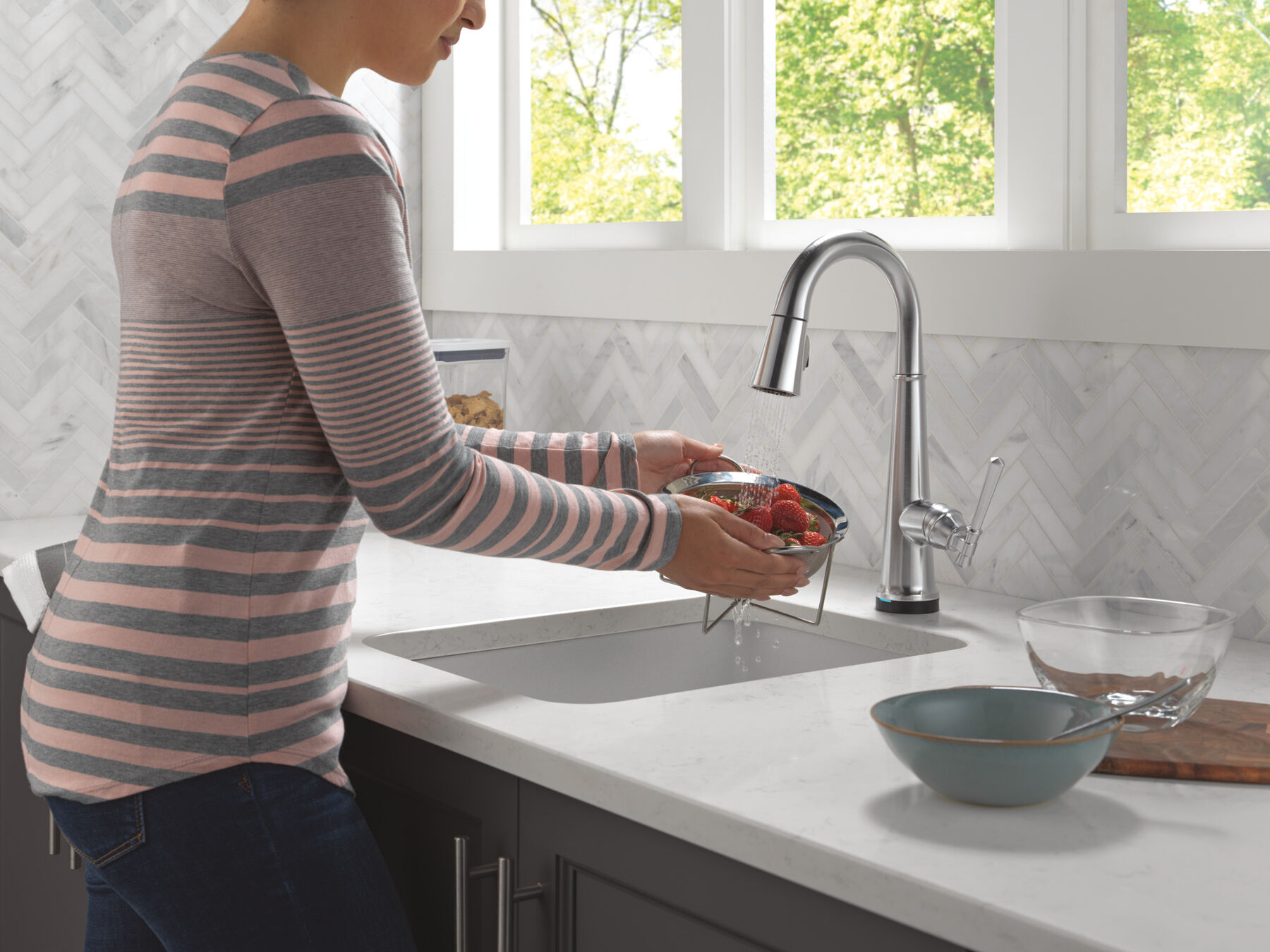 Touch2O&reg; Bar / Prep Faucet with Touchless Technology