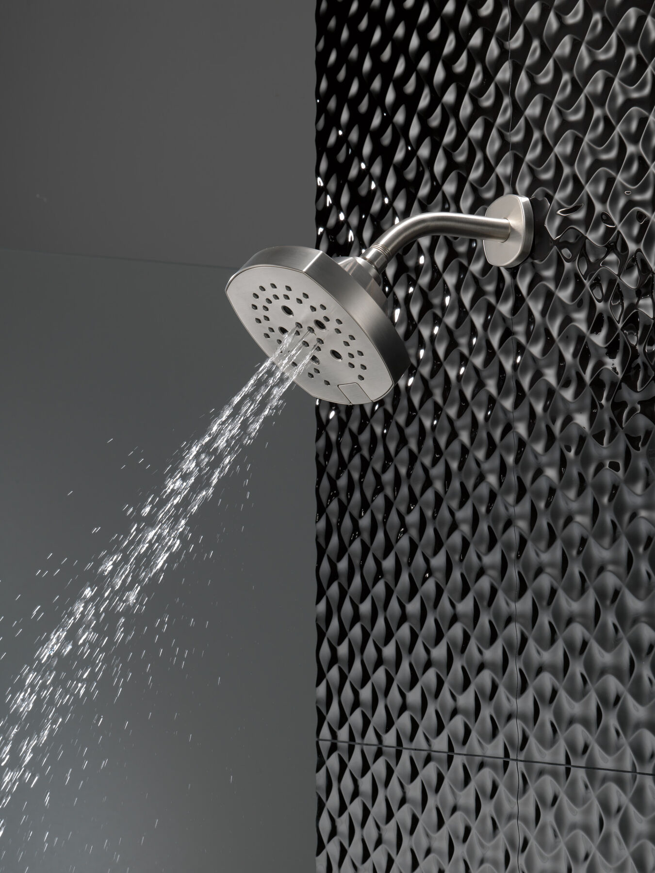 H<sub>2</sub>Okinetic&reg; 5-Setting  Shower Head
