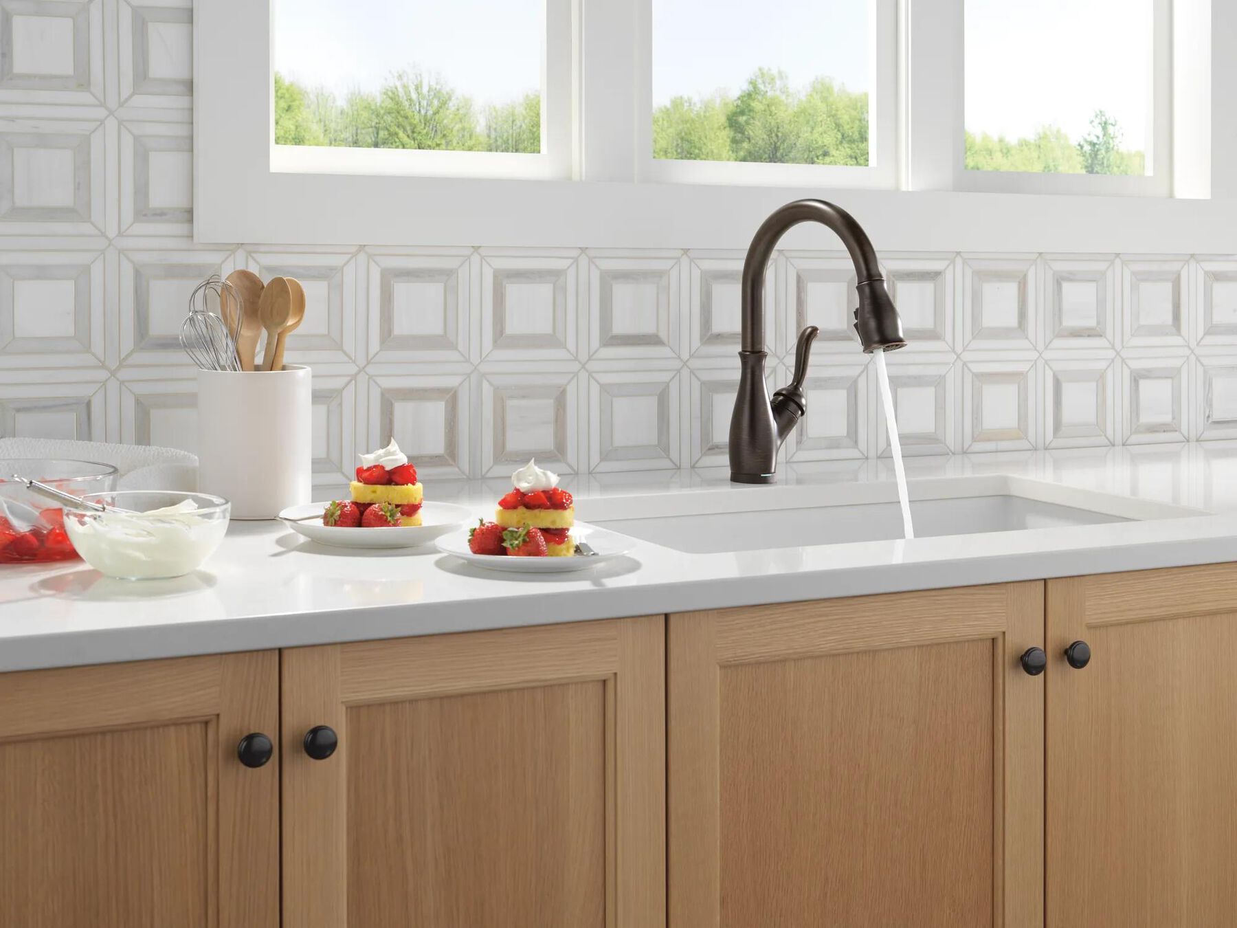 Touch2O with Touchless and VoiceIQ&reg; Technology Single Handle Pull-Down Kitchen Faucet with Soap Dispenser