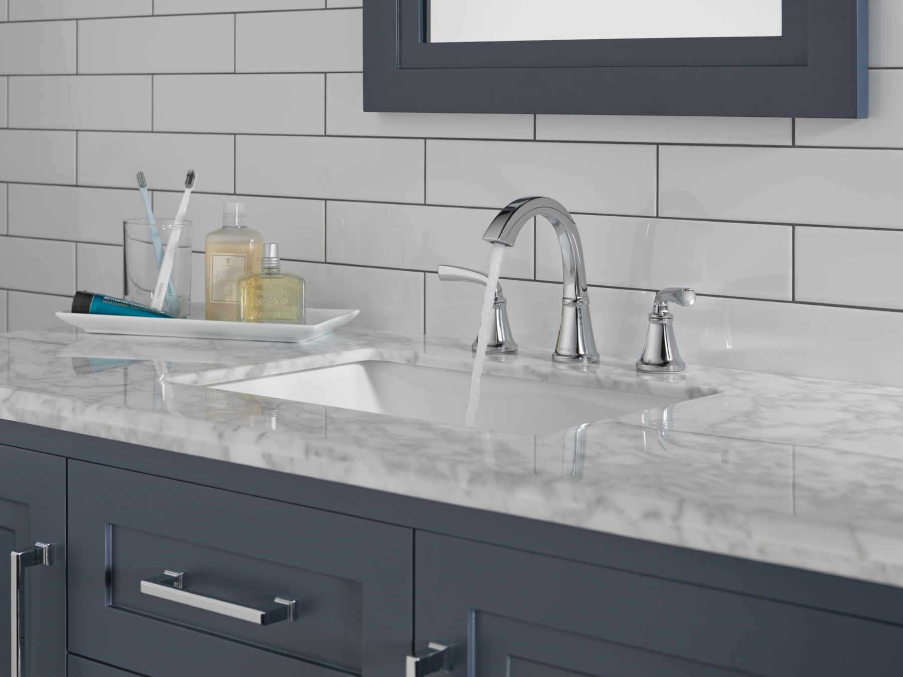 Two Handle Widespread Bathroom Faucet
