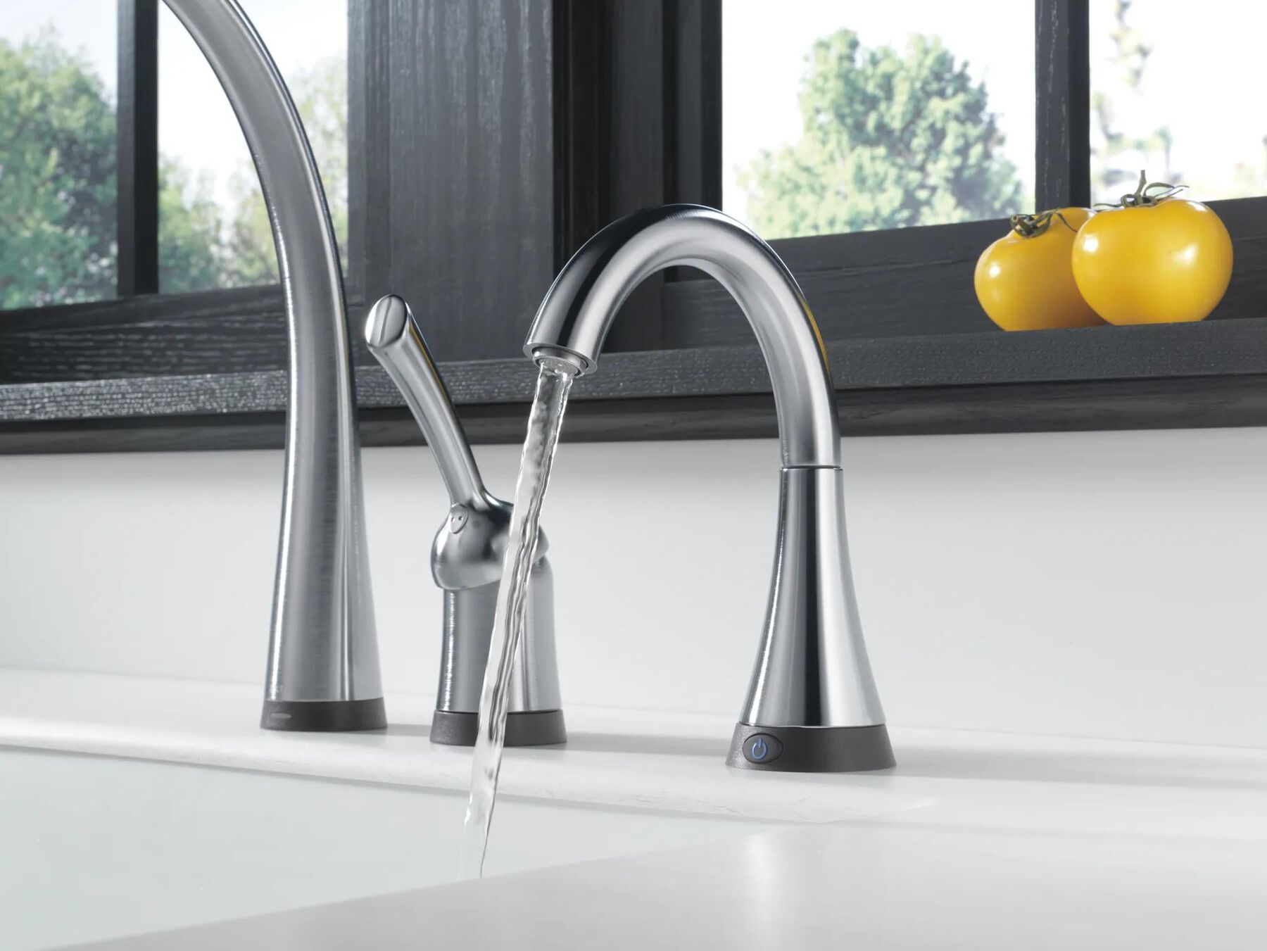 Transitional Beverage Faucet with Touch<sub>2</sub>O&reg; Technology