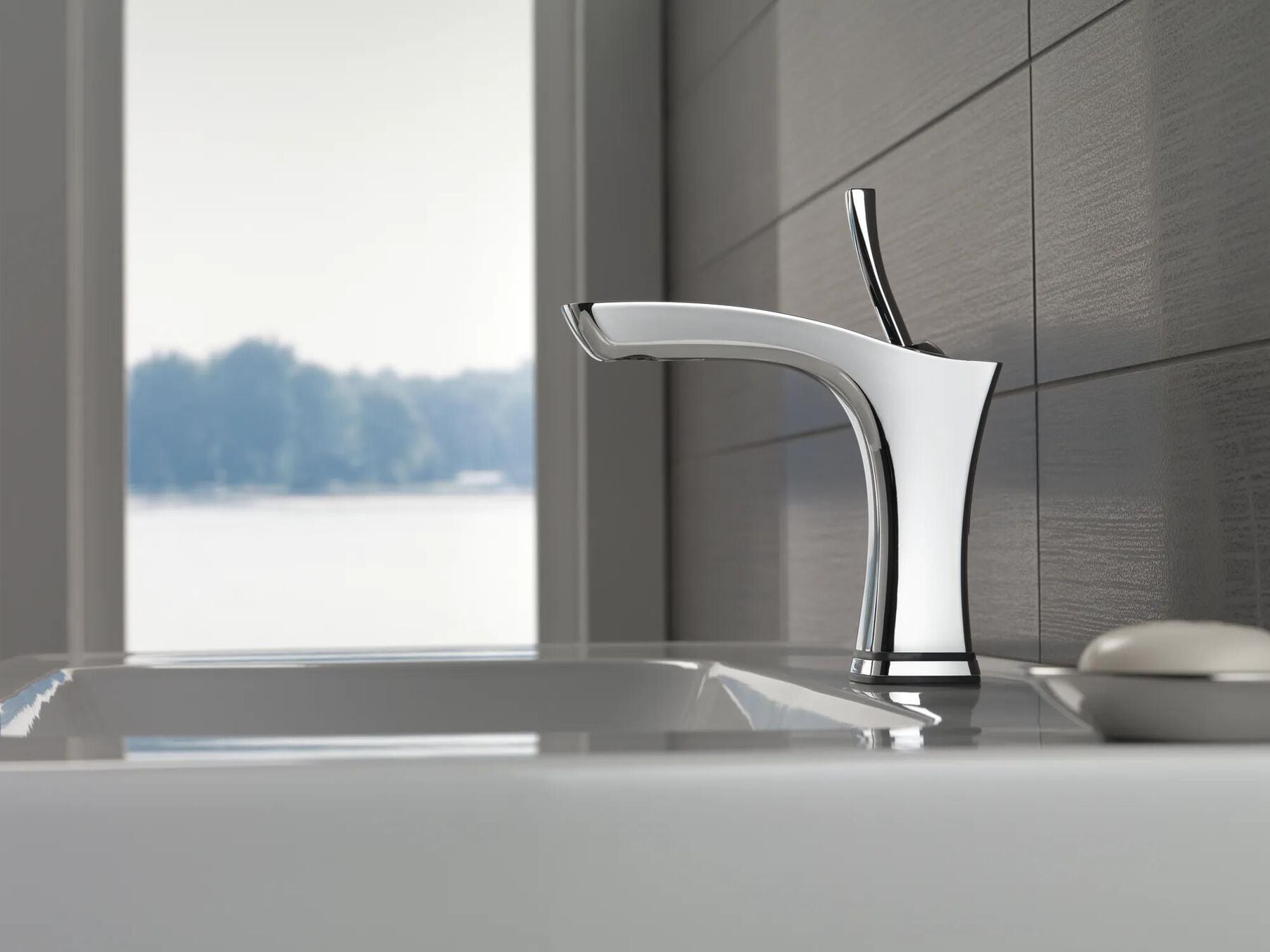 Single Handle Bathroom Faucet with Touch<sub>2</sub>O.xt&reg; Technology