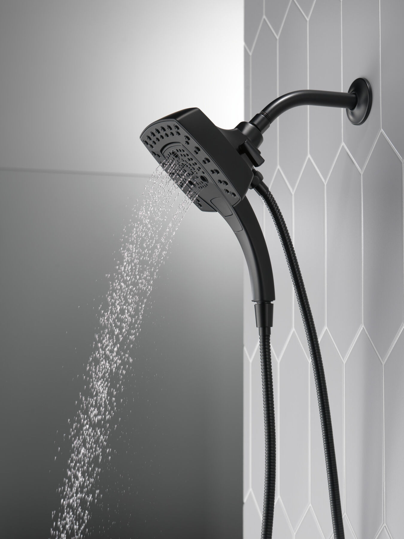H<sub>2</sub>Okinetic&reg; In2ition&reg; 5-Setting Two-in-One Shower