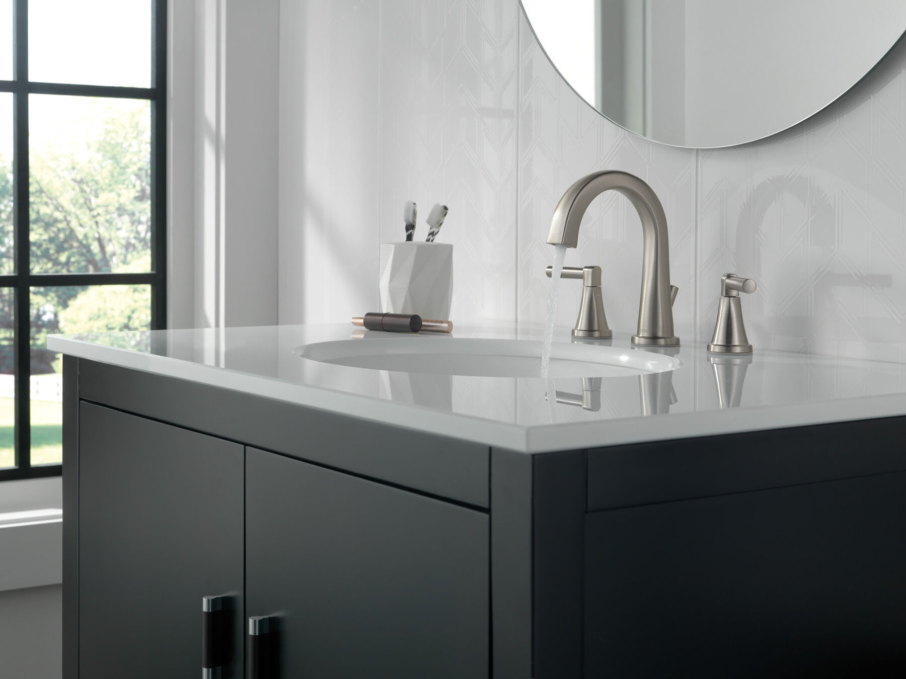 Two Handle Widespread Bathroom Faucet