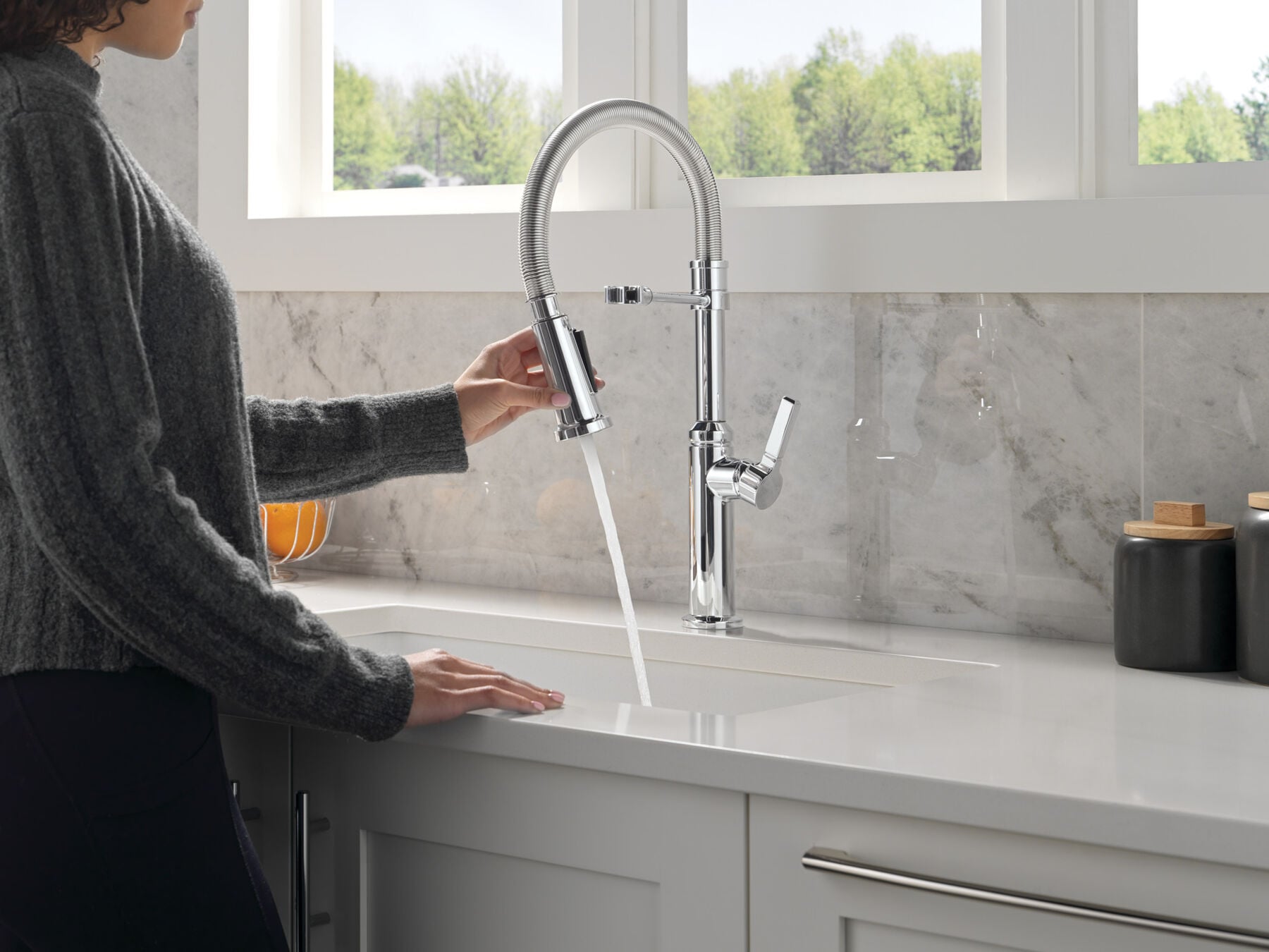 Single Handle Pull-Down Kitchen Faucet With Spring Spout