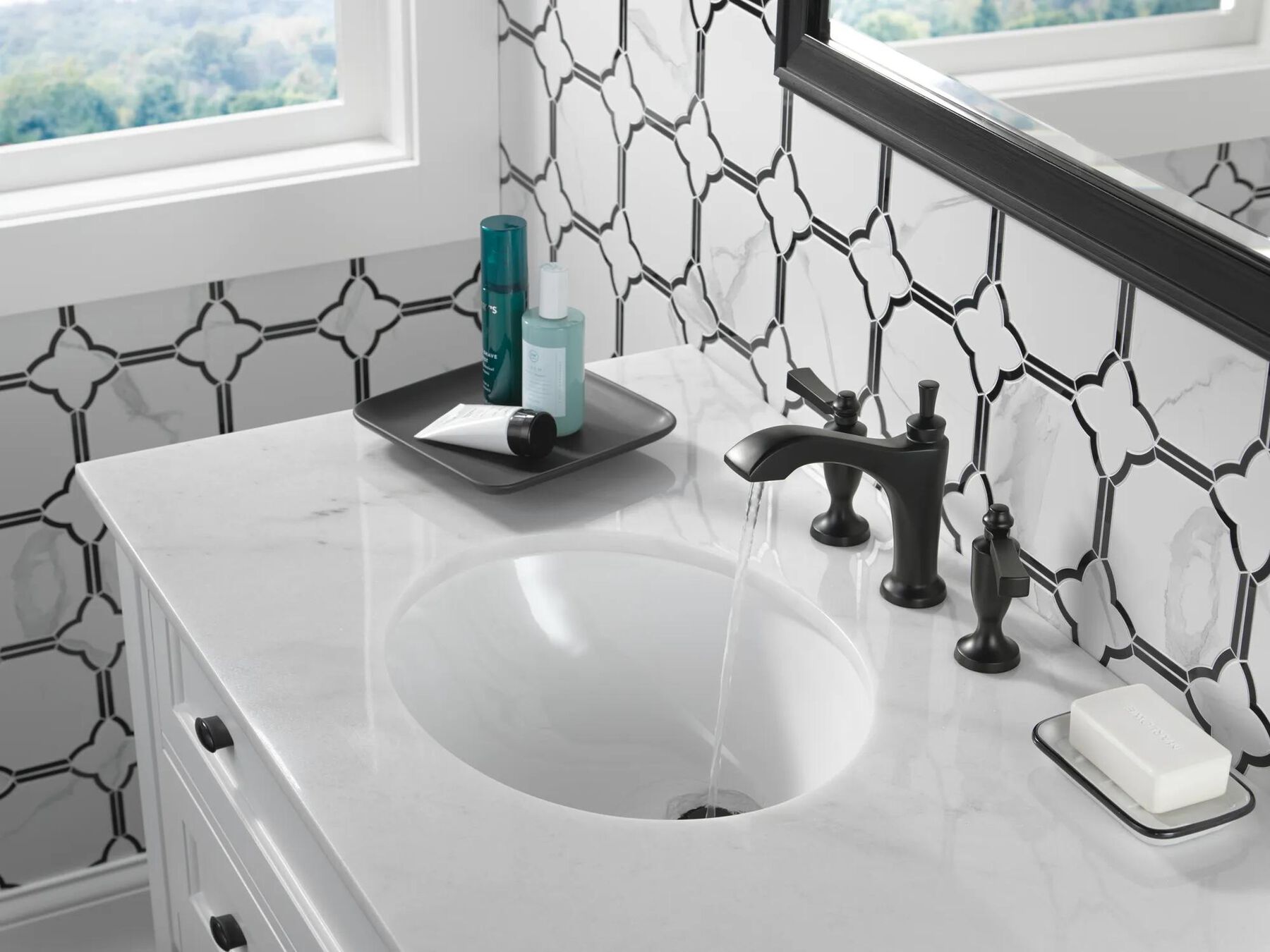 Two Handle Widespread Bathroom Faucet