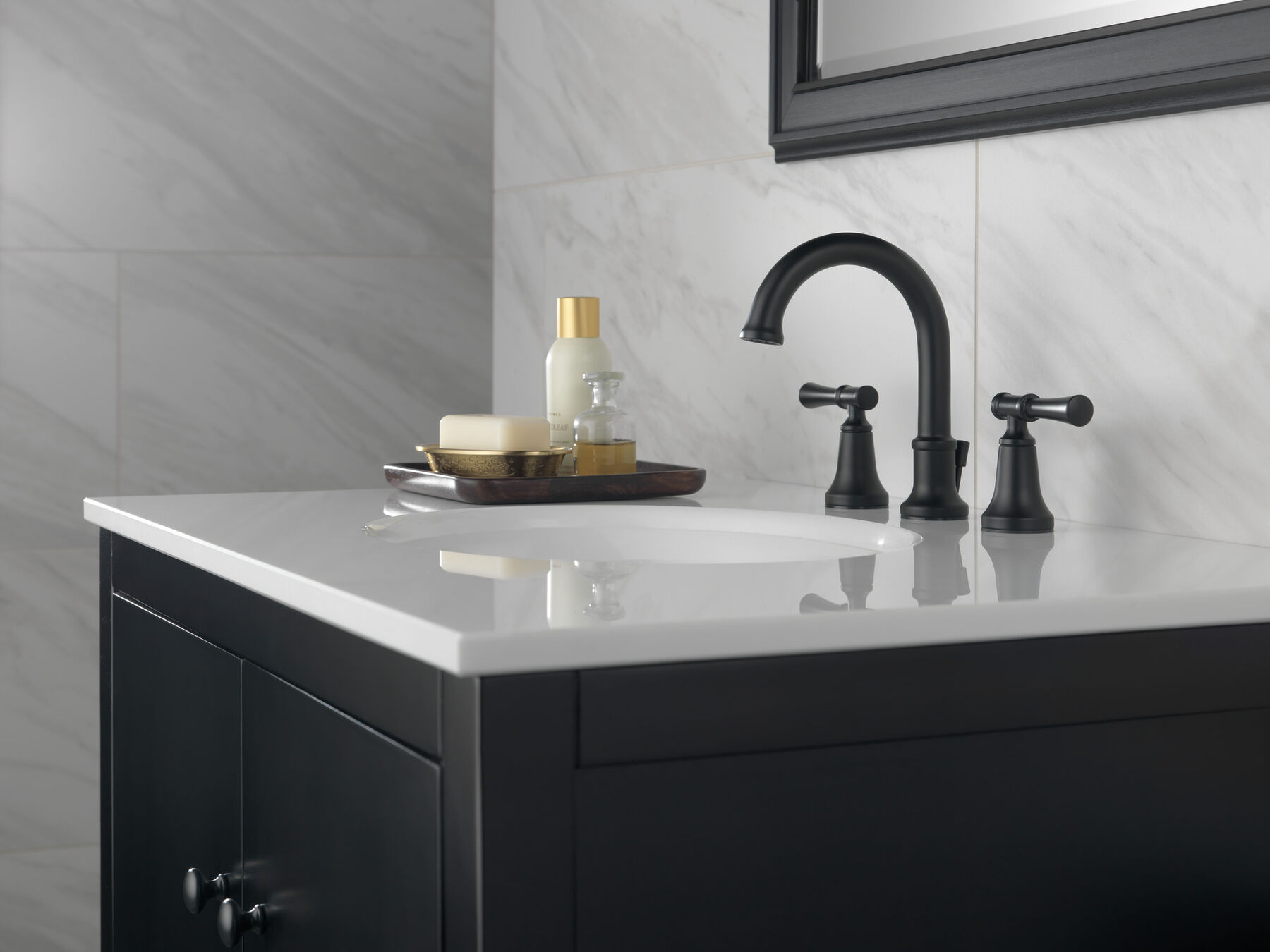 Two Handle Widespread Bathroom Faucet
