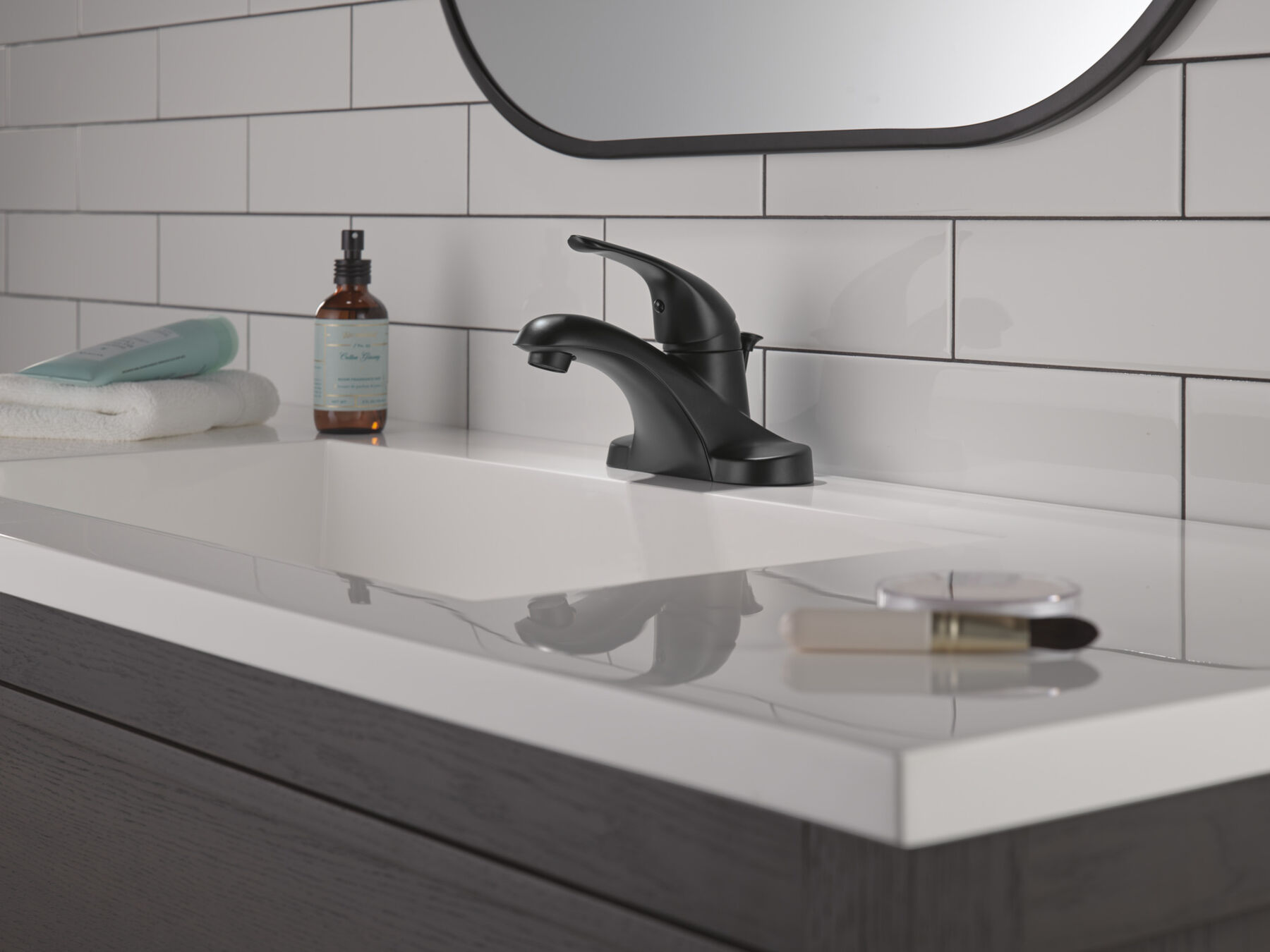 Single Handle Centerset Bathroom Faucet